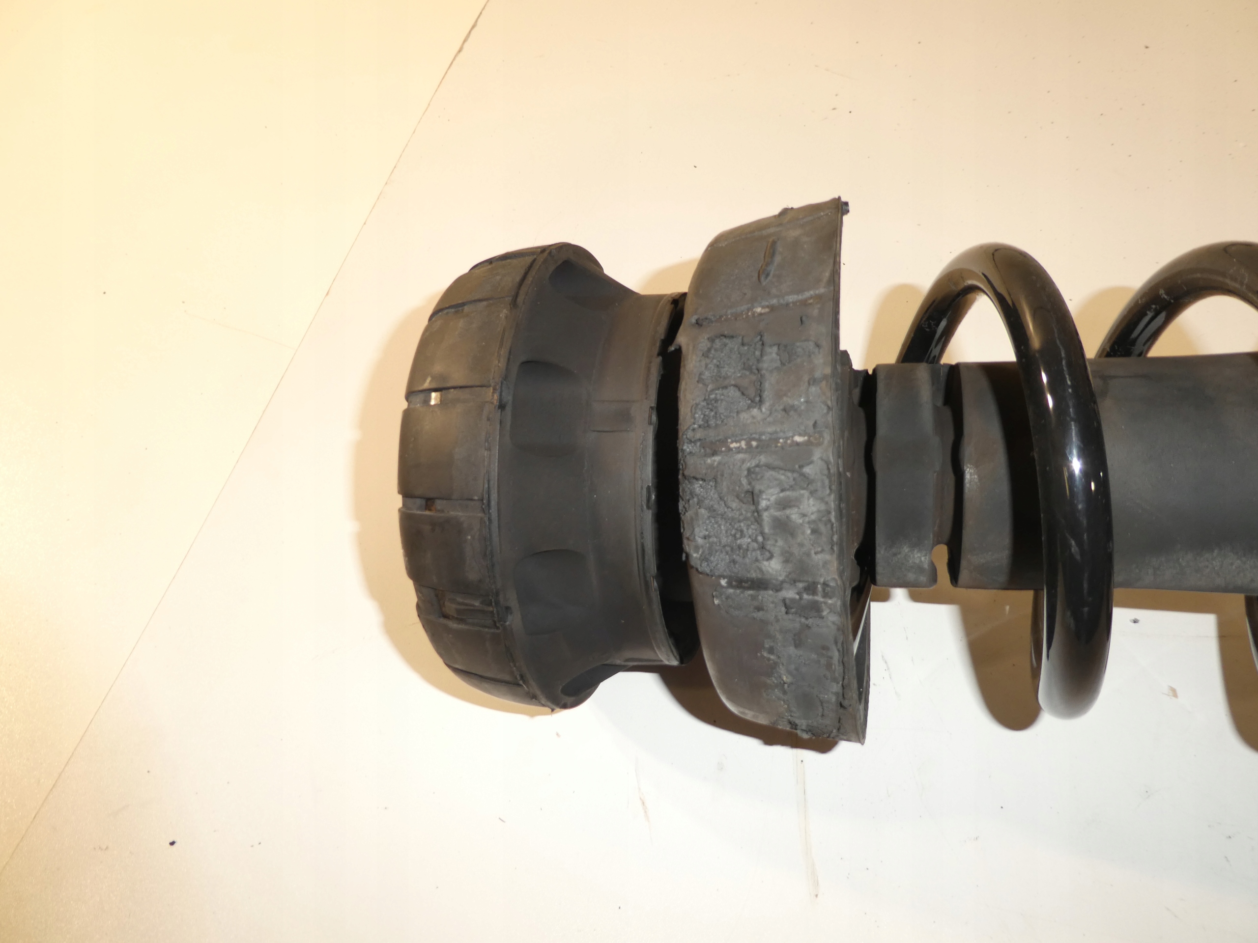 McPherson swing shock absorber TRAFIC III 543029028R
