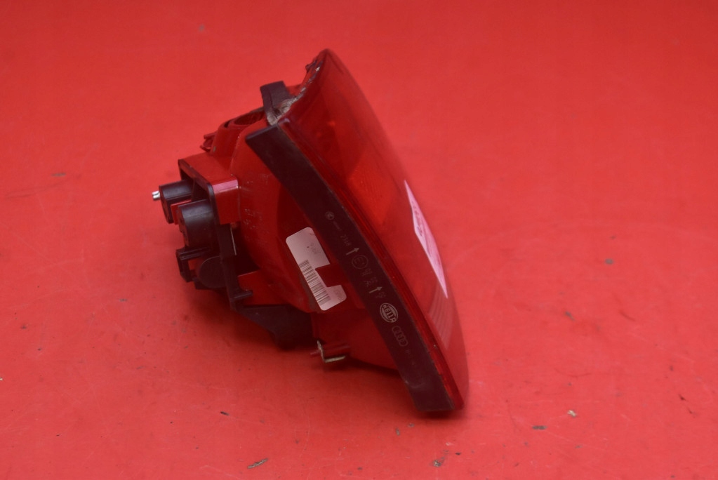 light left rear part rear 8K5945093D AUDI A4 B8 sedan 07-11