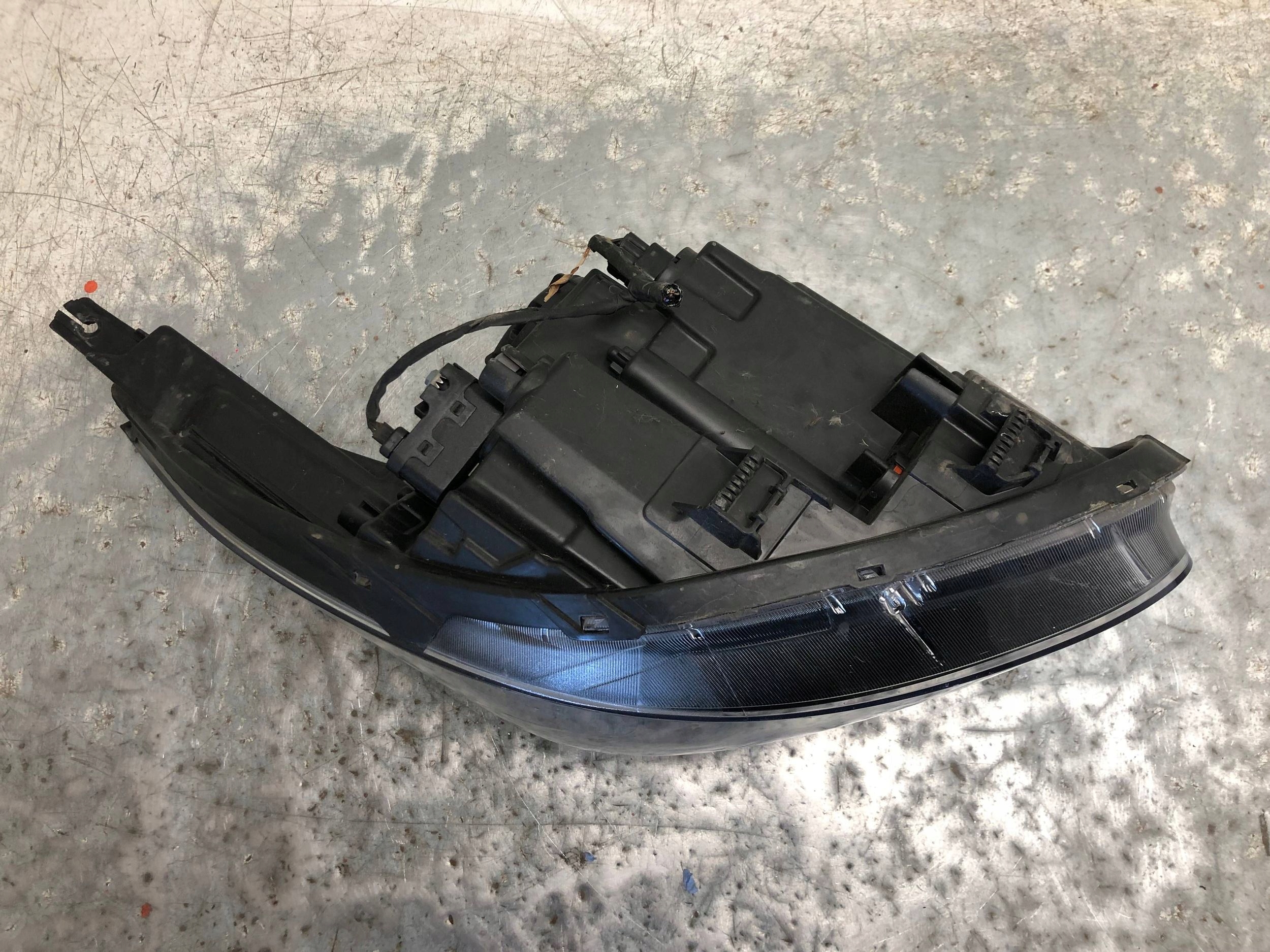 light left front KIA PICANTO III 92101-G60