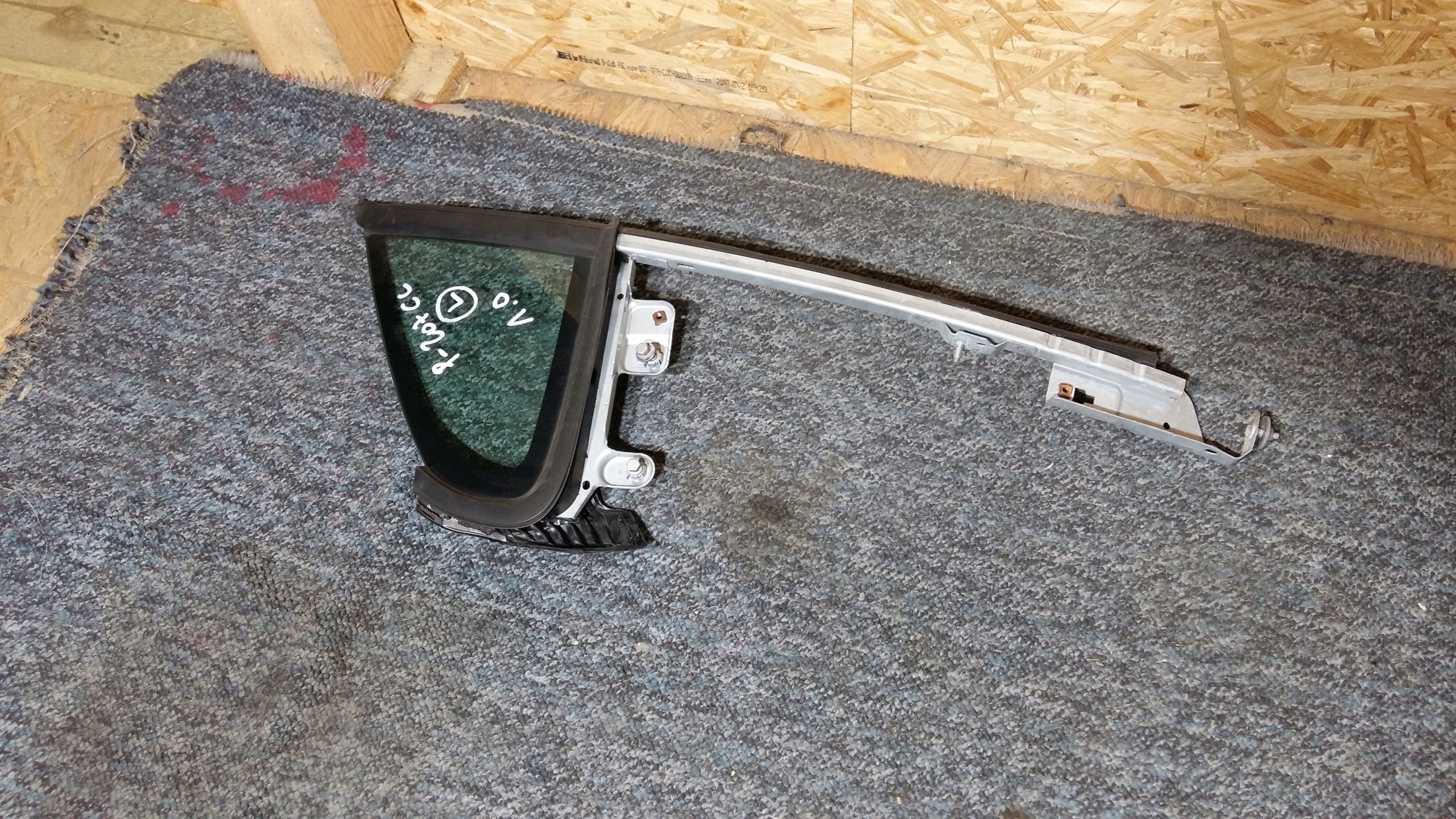 9201K3 - СКЛО ШВИДКА ЛІВА ДВЕРІ PEUGEOT 207 CC КАБРІОЛЕТ