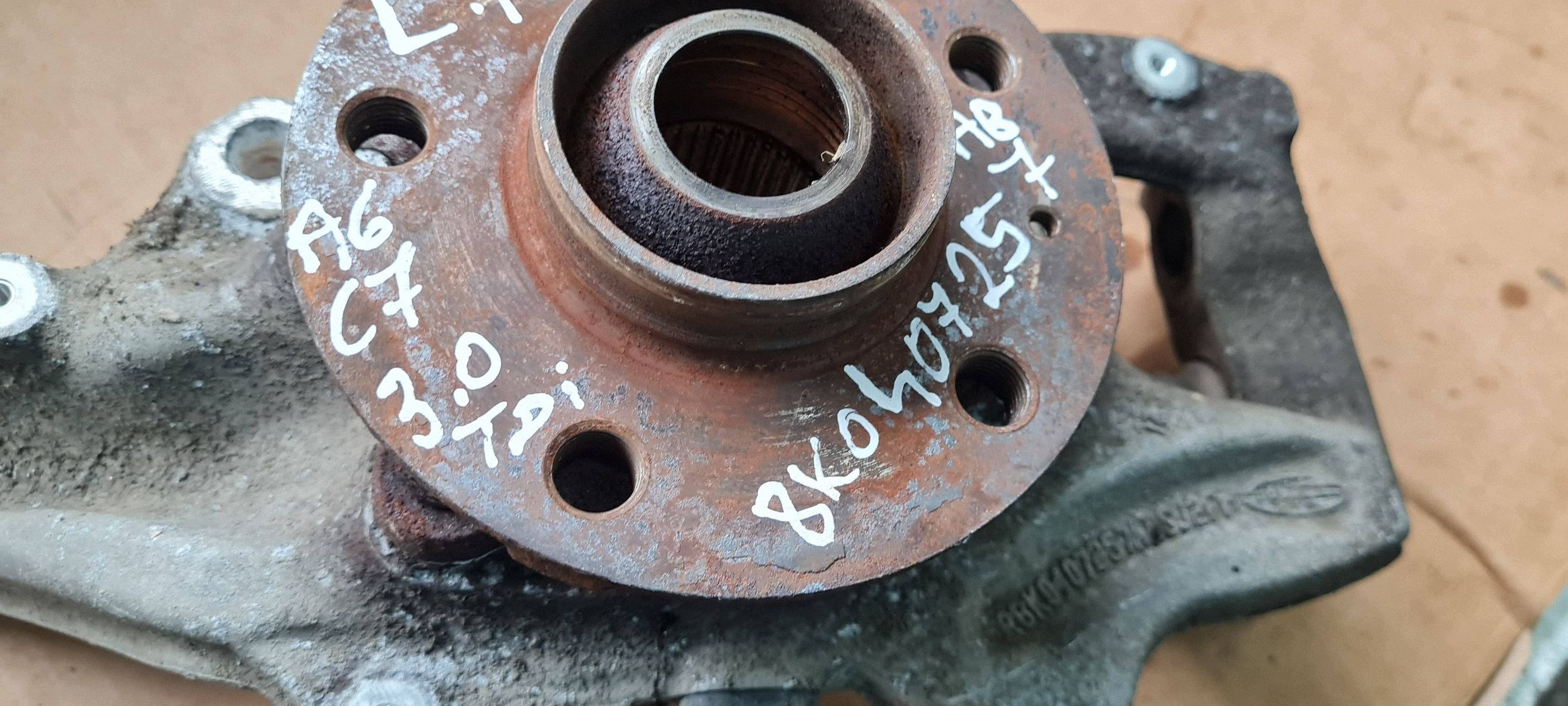 A6 C7 4G swing left left front front 4G0407253B A4 B8 A5 8T Q5 8R A7