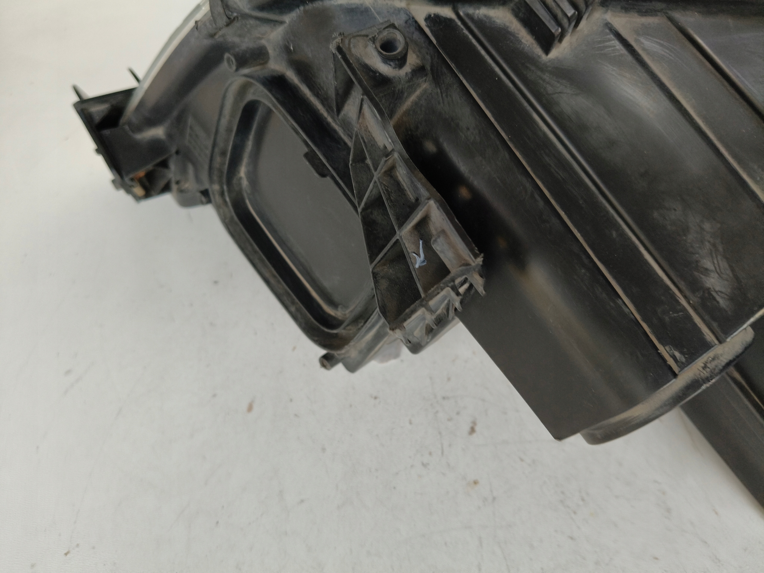 light right REFLEKTOR OPEL ZAFIRA C 12-16