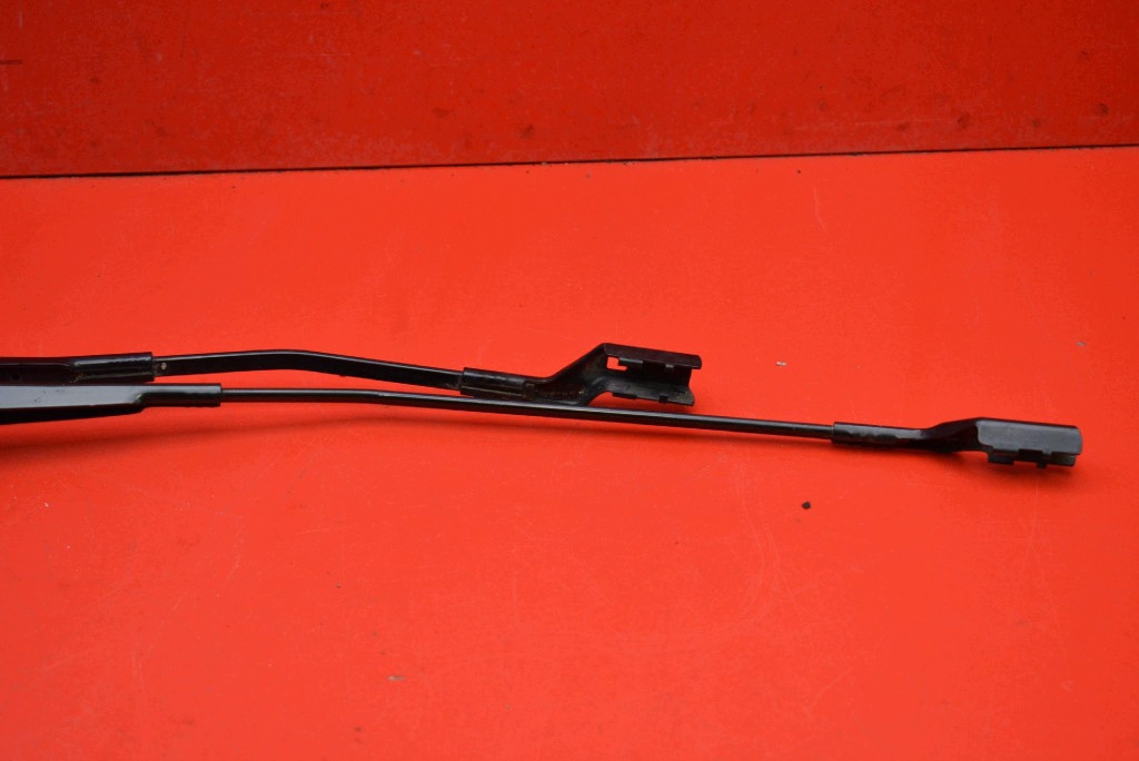 wiper arm front EU 5E4955409 5E4955410 SKODA OCTAVIA 4 IV