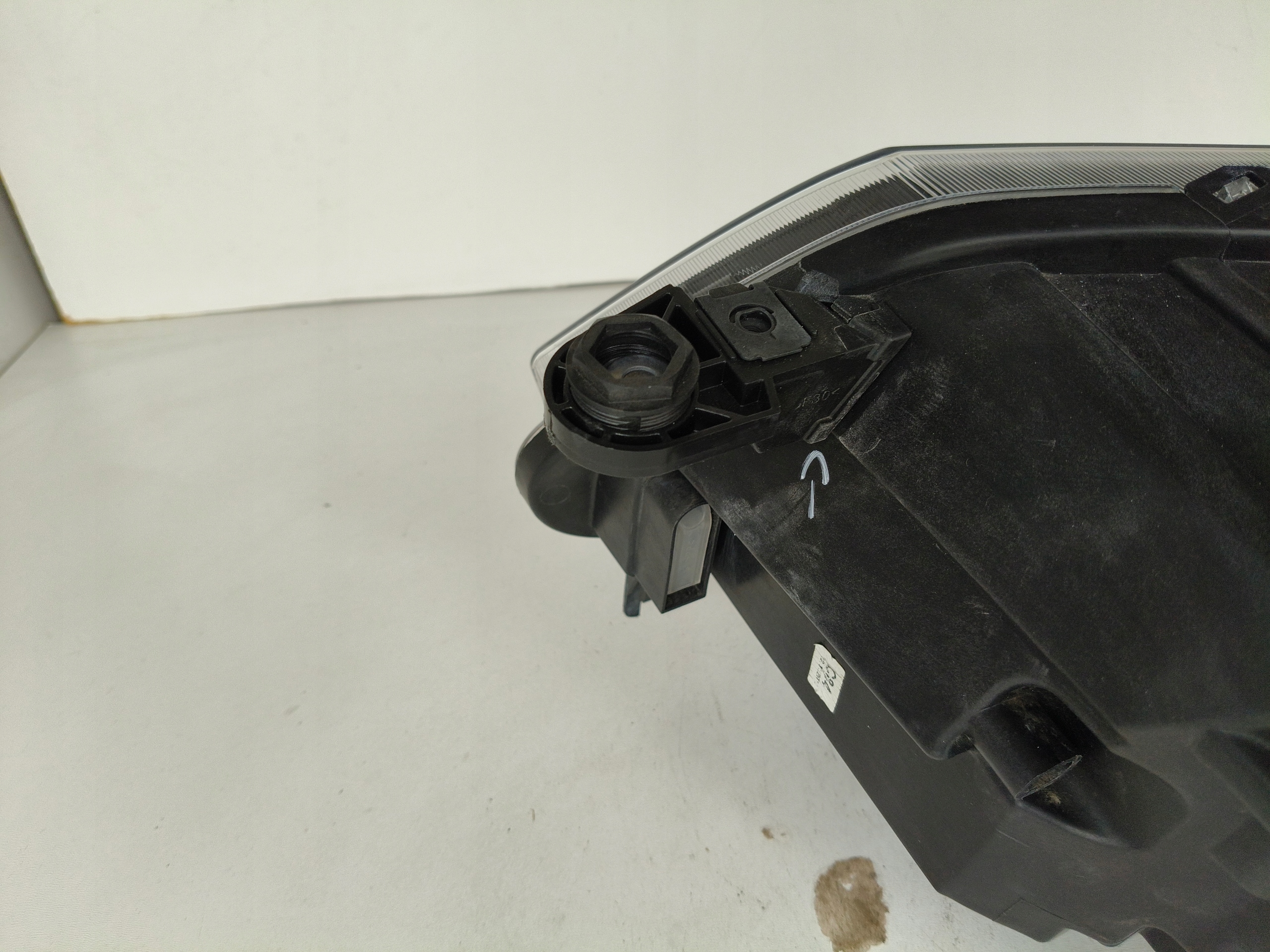 light right REFLEKTOR SEAT ATECA 575 16- FULL LED