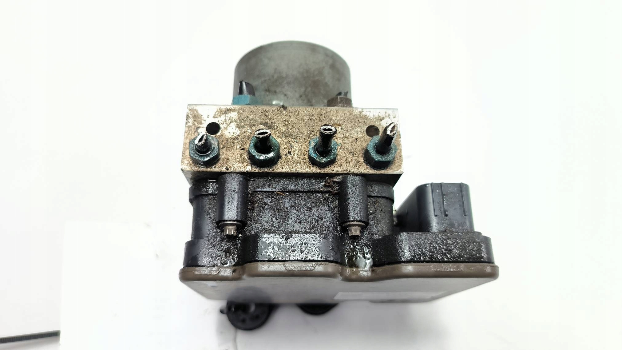 pump ABS brake 8W0907379Q AUDI A4 B9 S-LINE