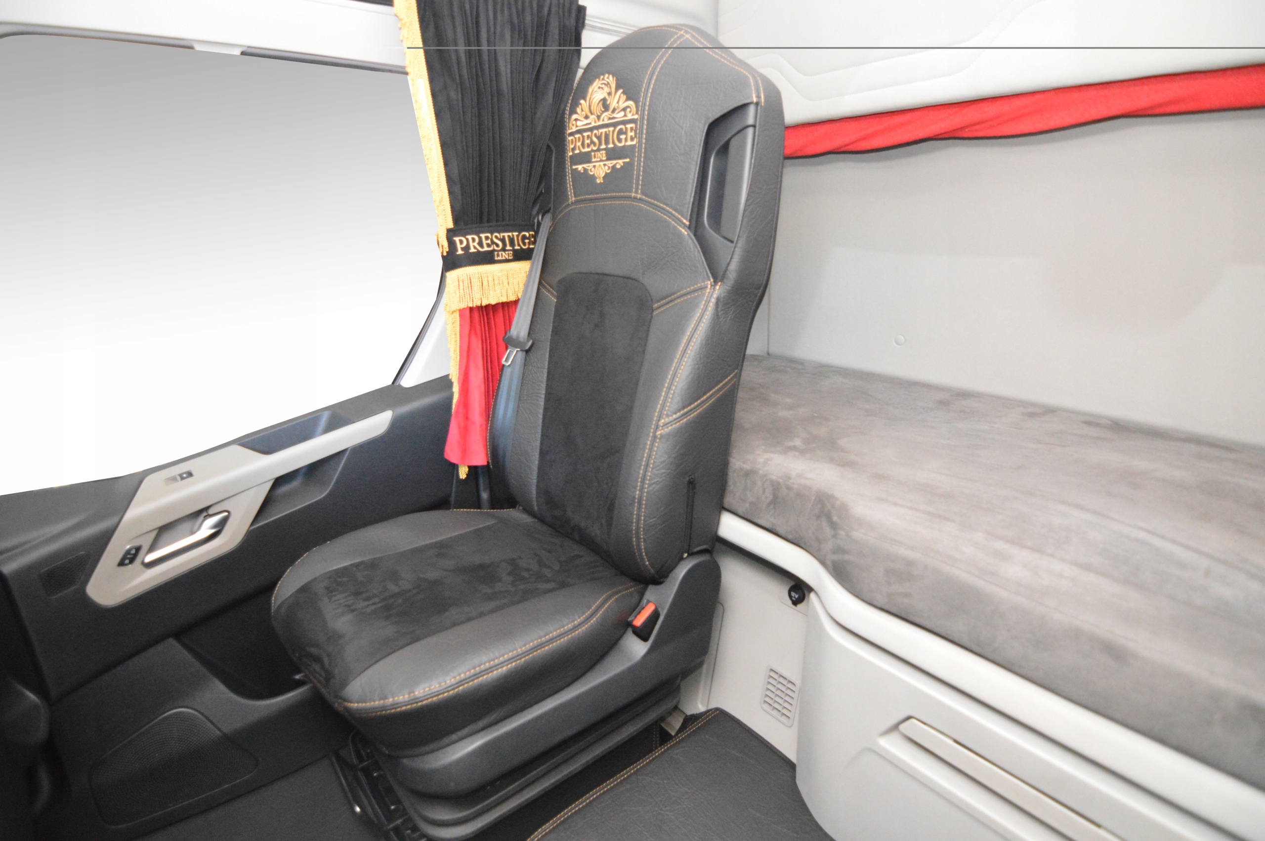 Pokrowce na fotele PRESTIGE LINE FORD F-MAX Typ pokrowiec