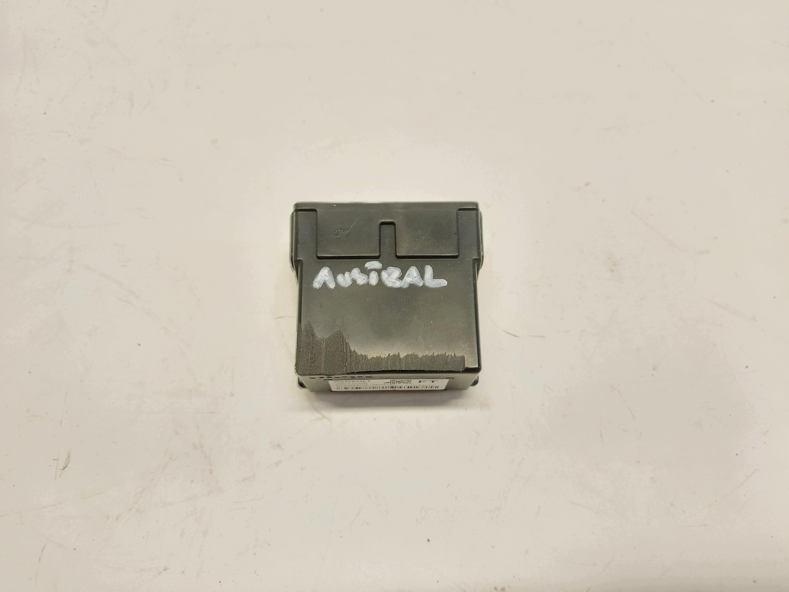 RENAULT AUSTRAL E modulo centralina 285T35422R