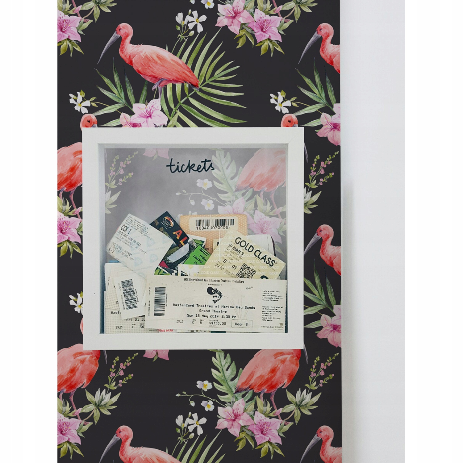 

Tapeta ścienna Flamingi skąpane w czerni 360x250cm