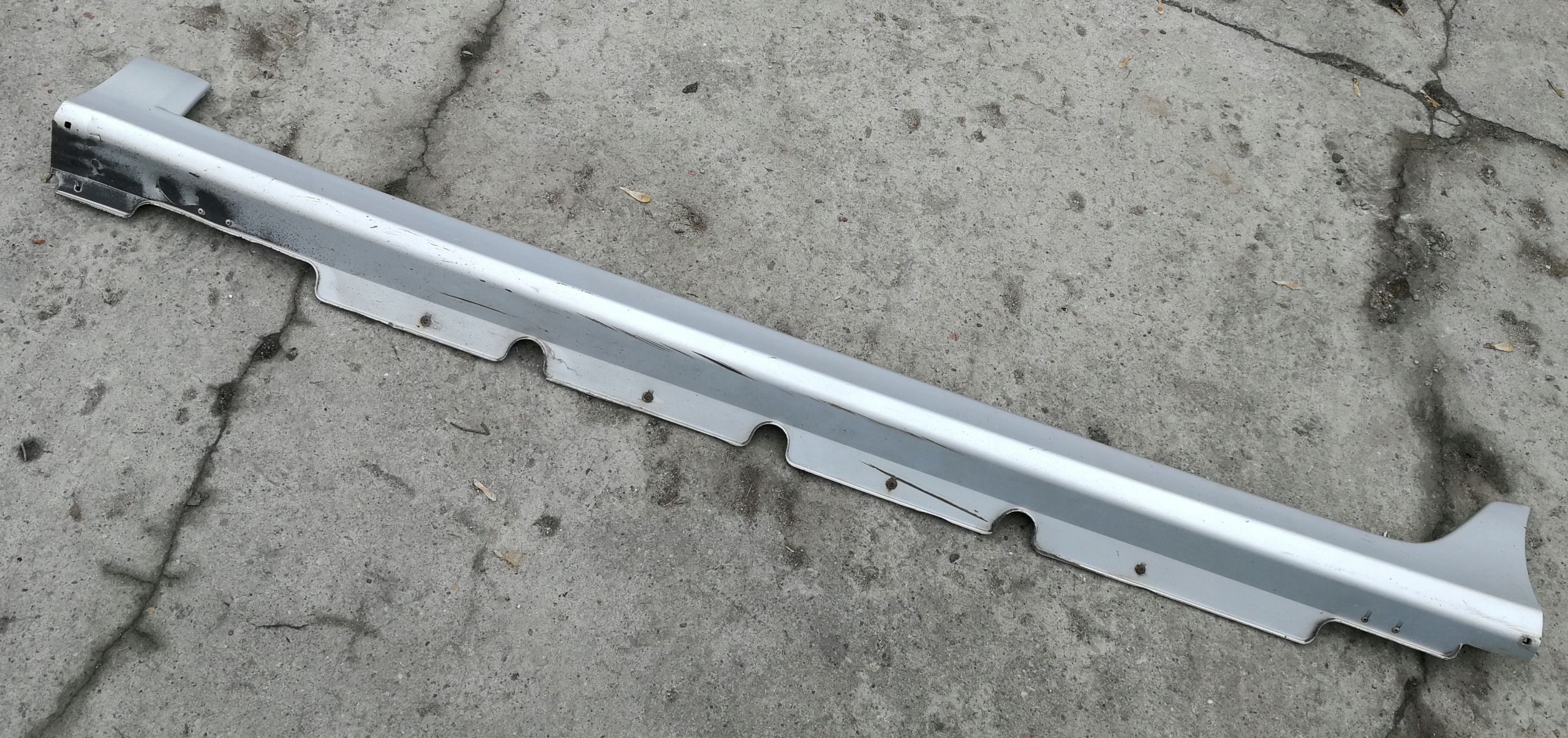 próg listwa progowa lewa nakładka HYUNDAI I30 I 1 FD CW KOMBI LIFT 2007-12