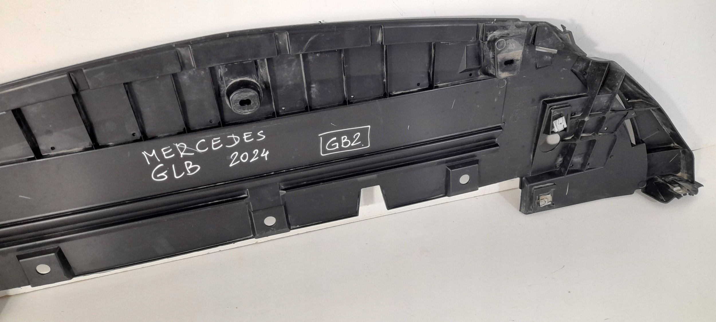 Mercedes-Benz GLB X247 cover below front bumper A2478855409 (GB2)