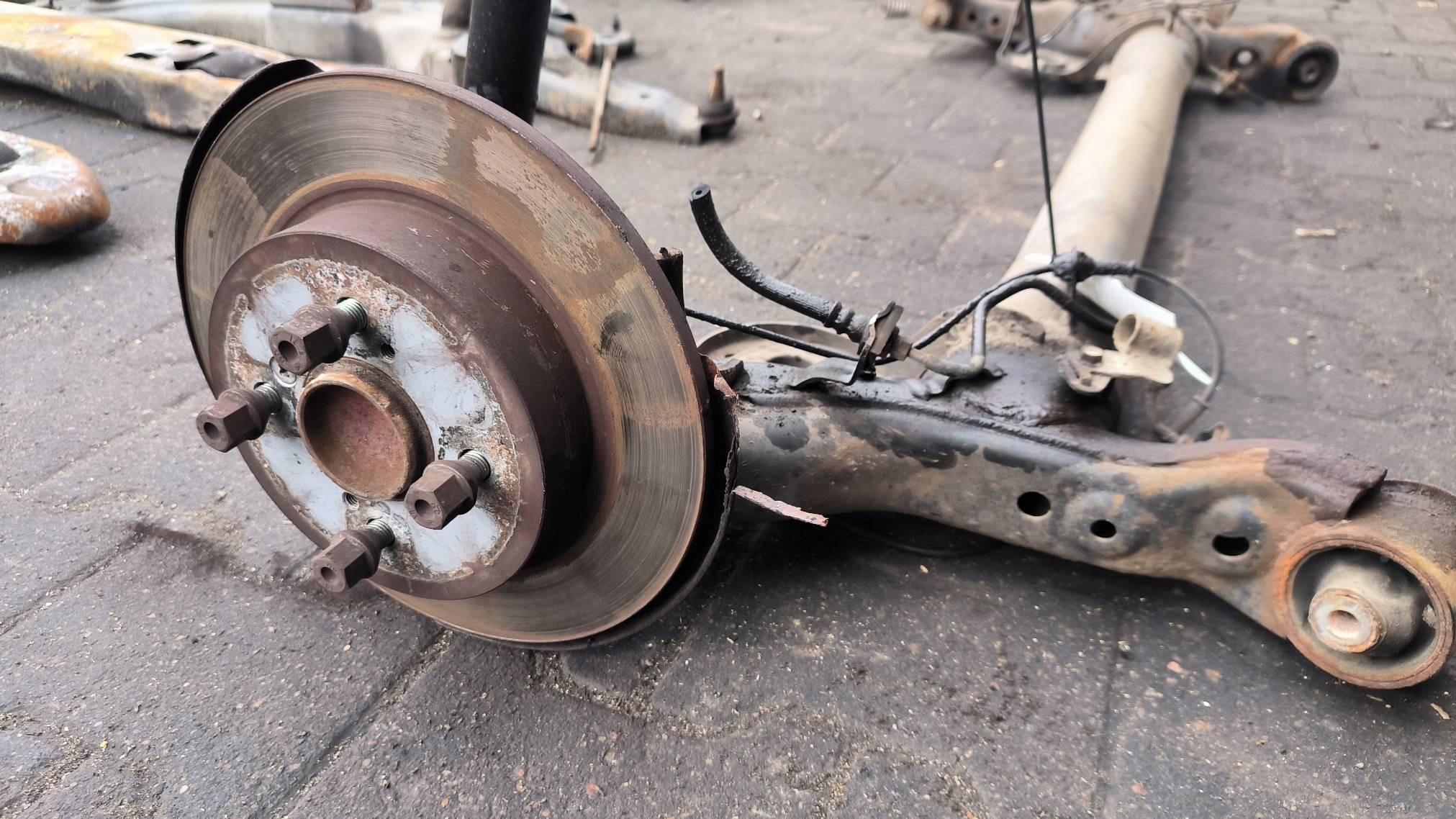 träger / Achsträger heck SUZUKI SWIFT MK7