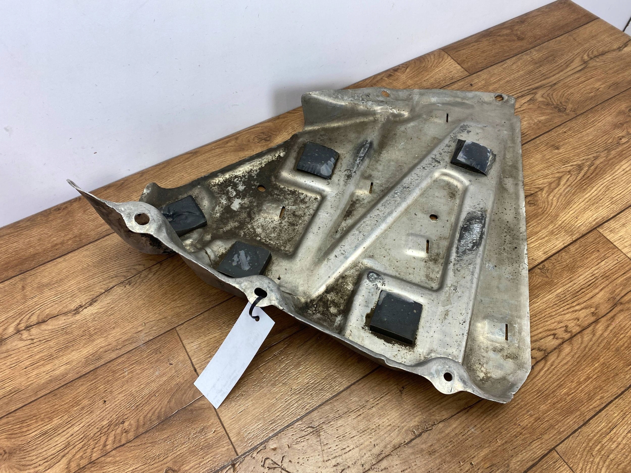 cover front chassis Chevrolet Corvette C6 2005+