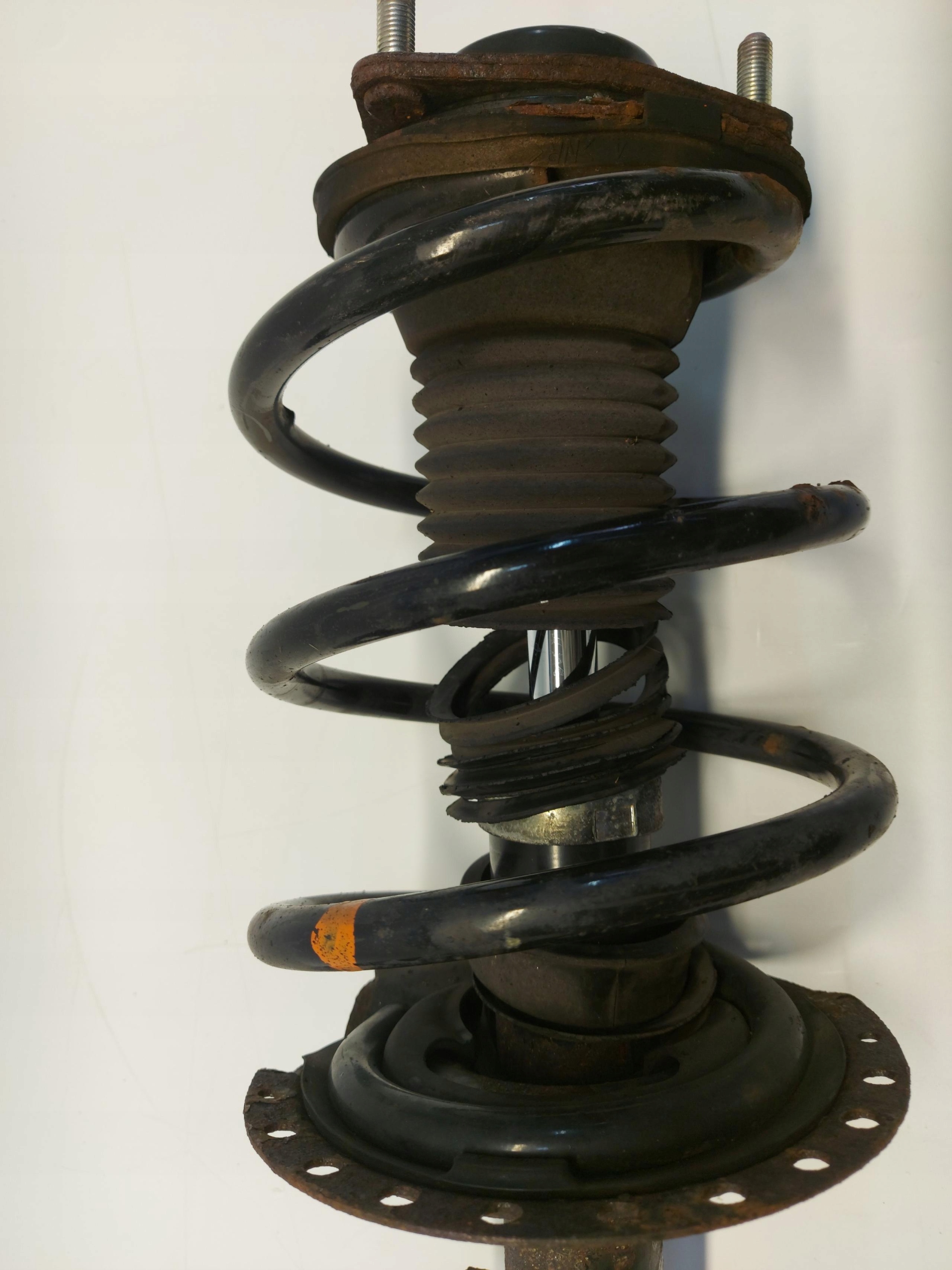 Mitsubishi Outlander III LIFT shock absorber right front front