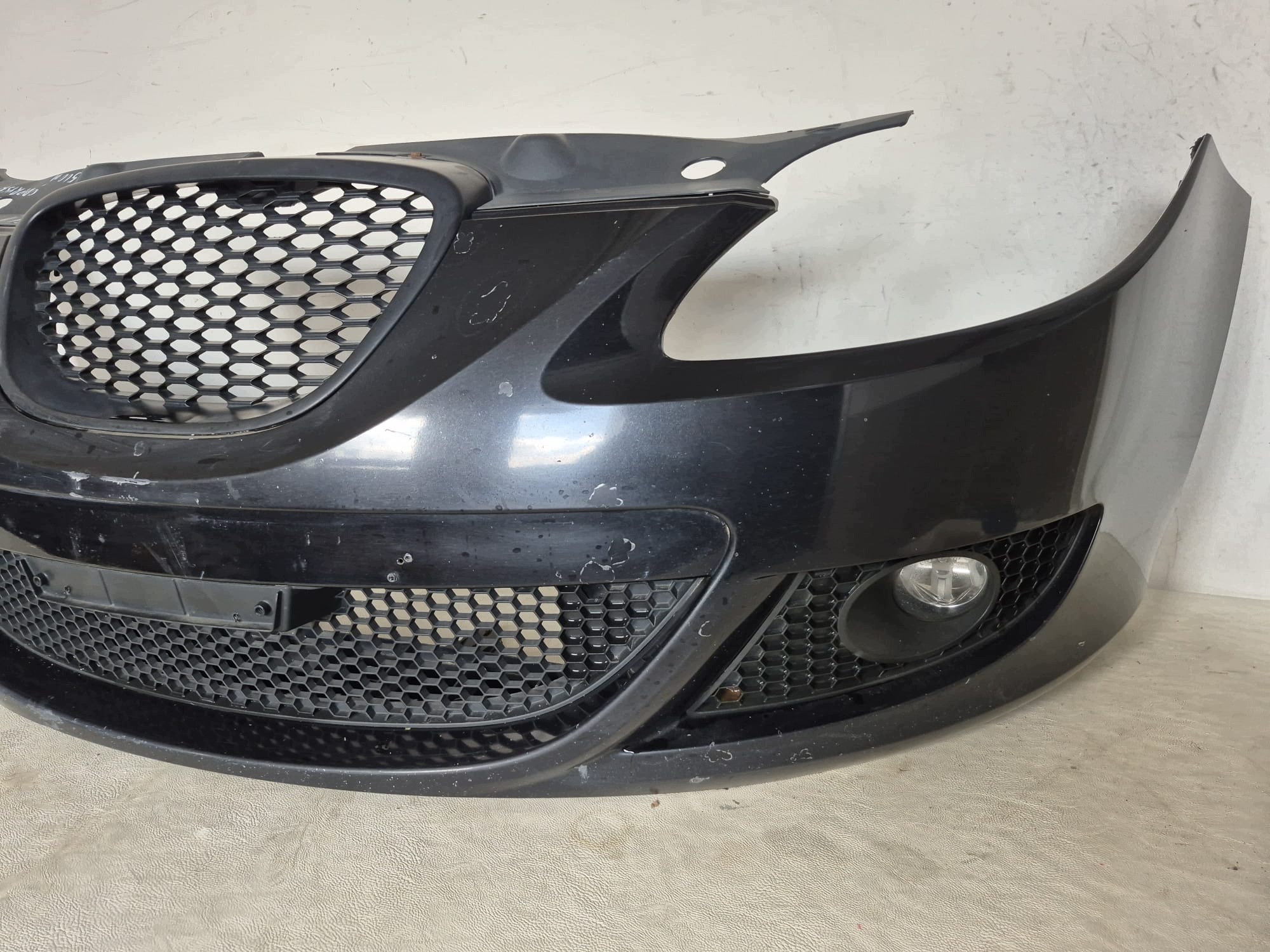 SEAT LEON II 2 1P0 04-08 bumper front front 1P0807231 LAK.LC9Z