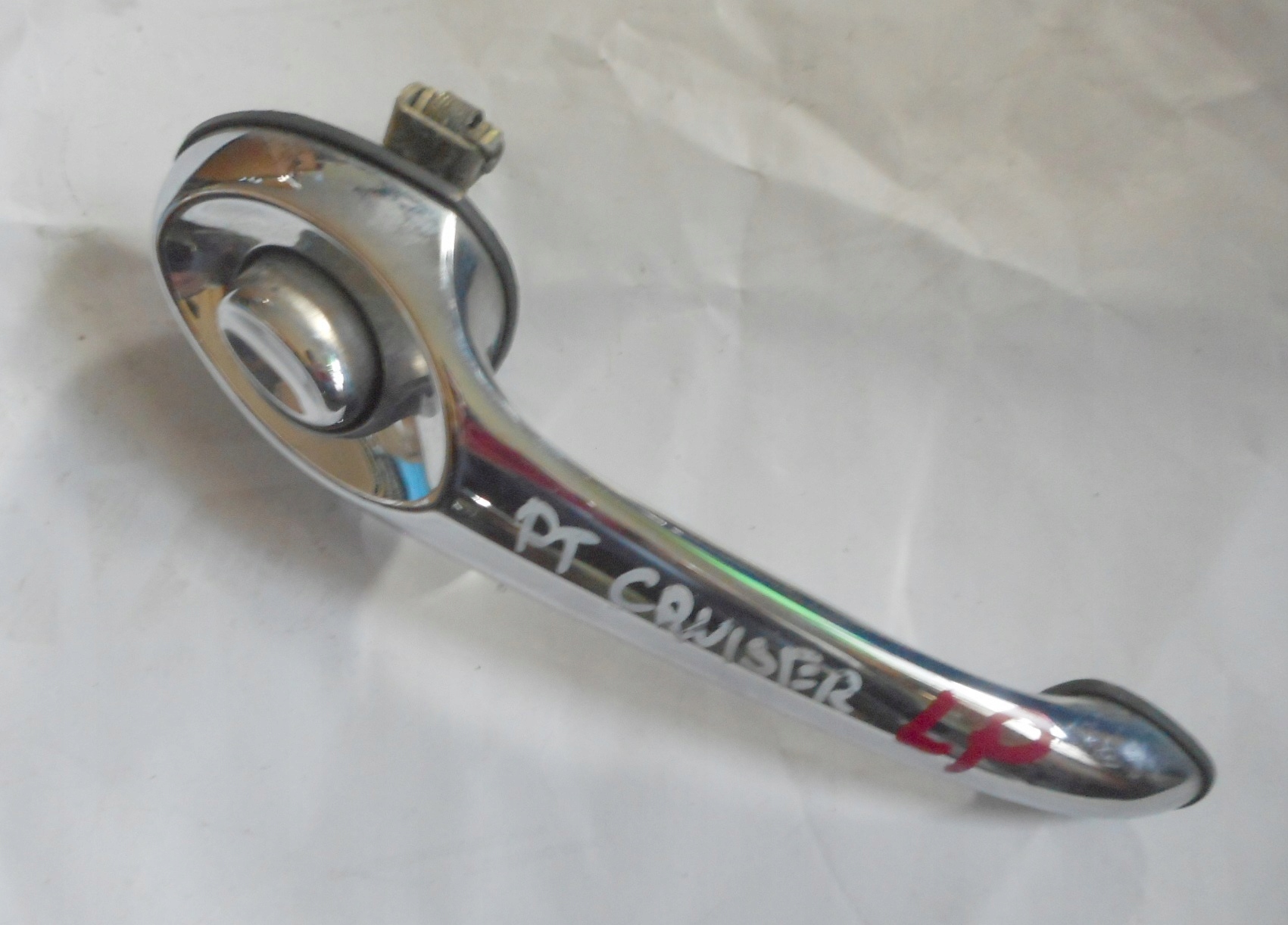 PT CRUISER 00r KLAMKA ZEWNETRZNA LEWA PRZOD