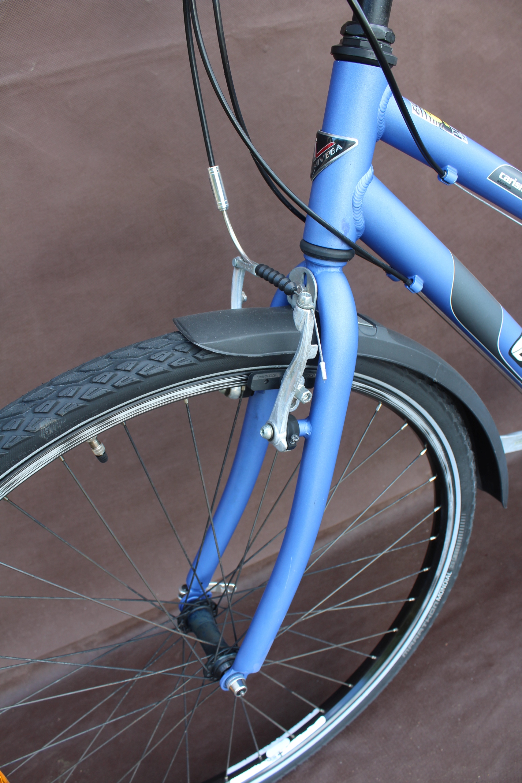 PIĘKNY ALU ROWER DAMSKI UNIVEGA KOŁA 28'' 24 BIEGI Waga 15.2 kg