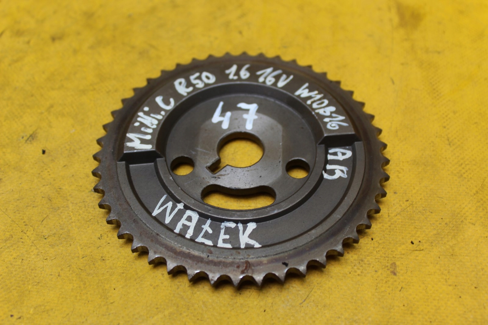 KOŁO ROZRZĄDU 04777736AA MINI COOPER R50 1.6 16V