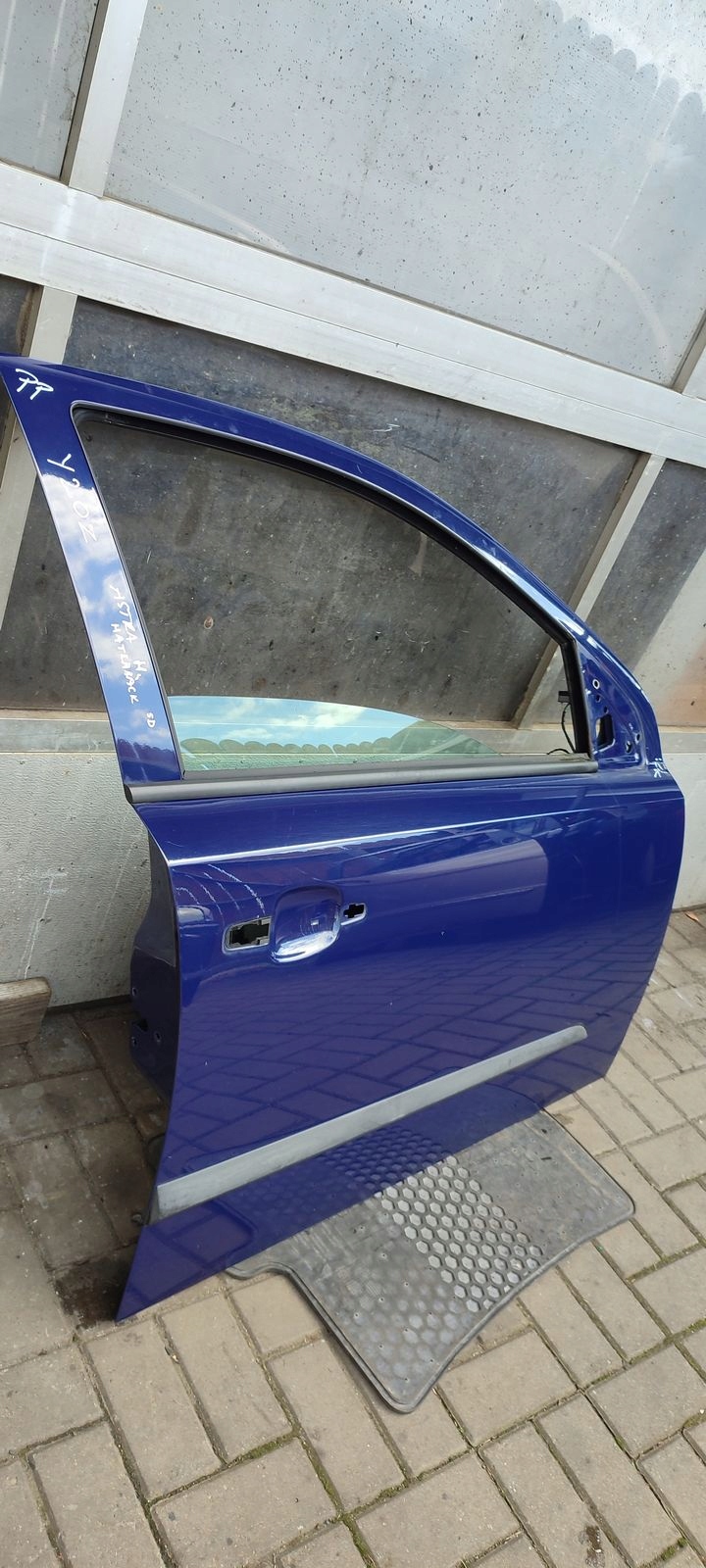 door front front right Opel Astra H HB Y20Z