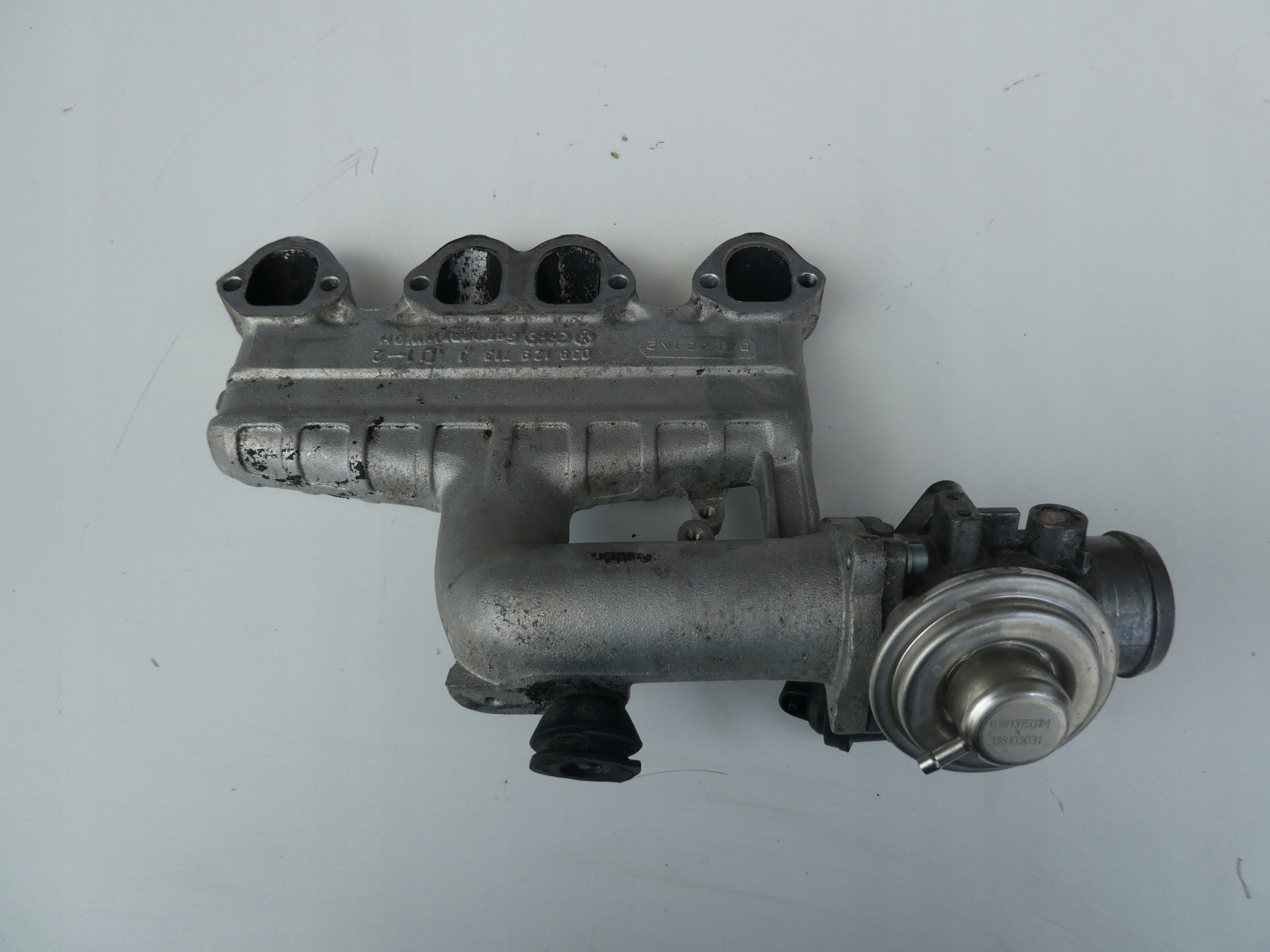 VW PASSAT B5 1.9 TDI intake manifold EGR 038129713J