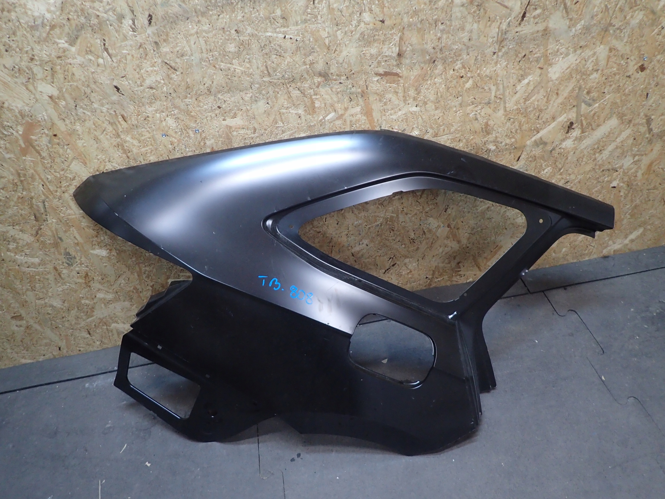 parafango posteriore Destra SKODA SUPERB III 3 KOMBI 3V9