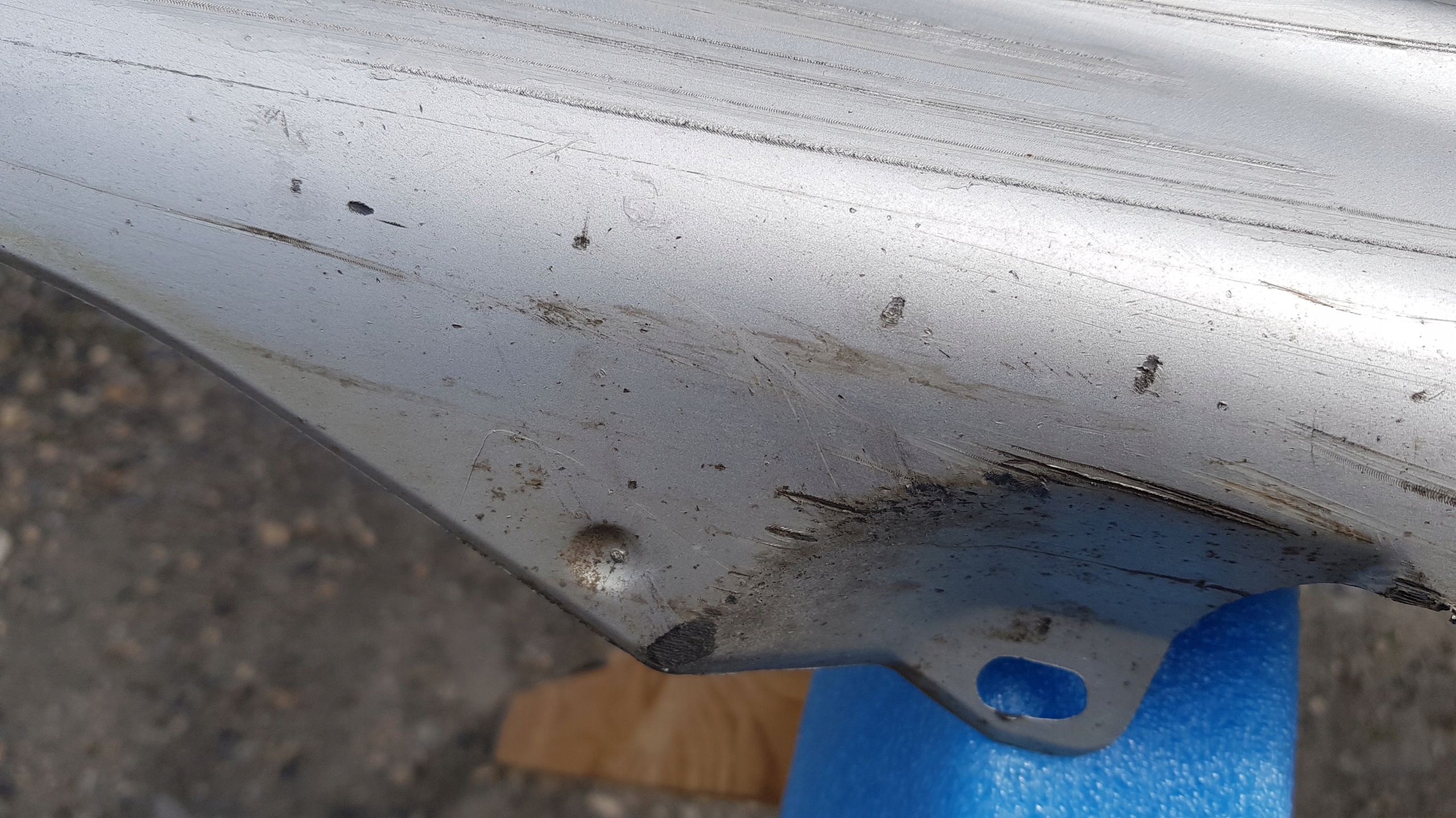 BMW E46 lišta prahová levá pravá 8209755 TITANSILBER