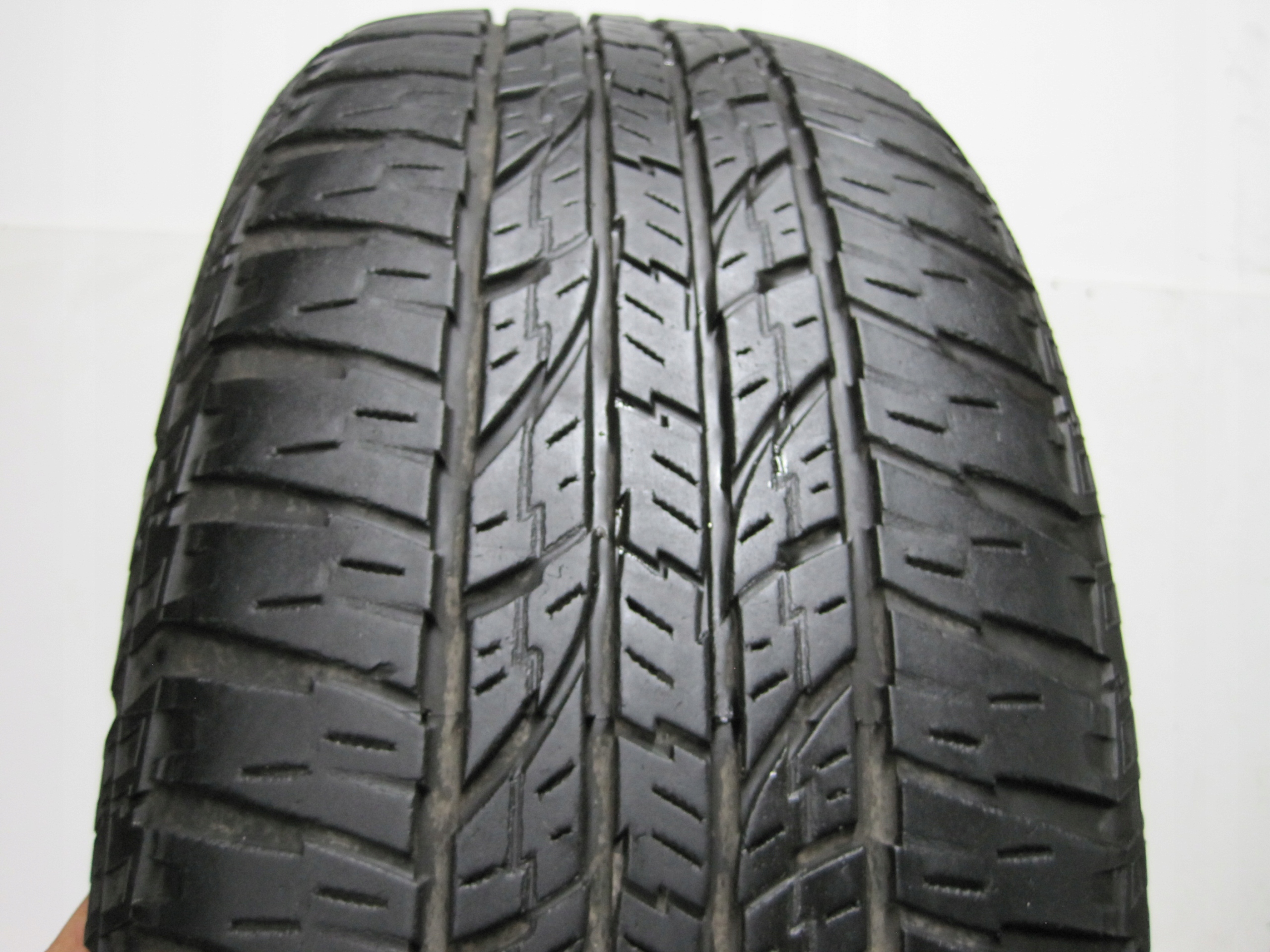 wheels discs tyres Range Rover Evoque R18 5MM M+S