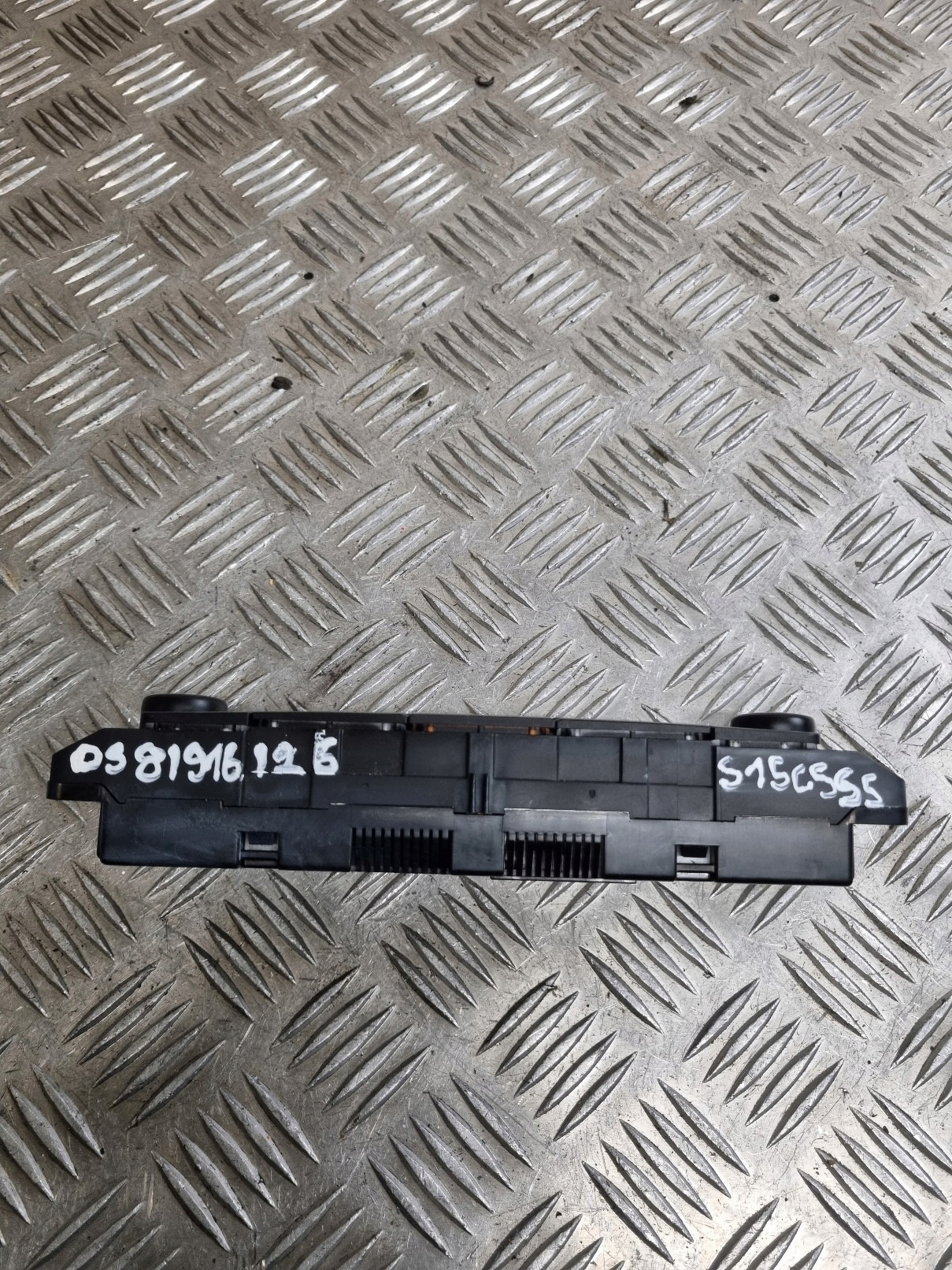 Ford S-MAX mk1 2011r Panel klími klimatizaci BM2T18C612AC
