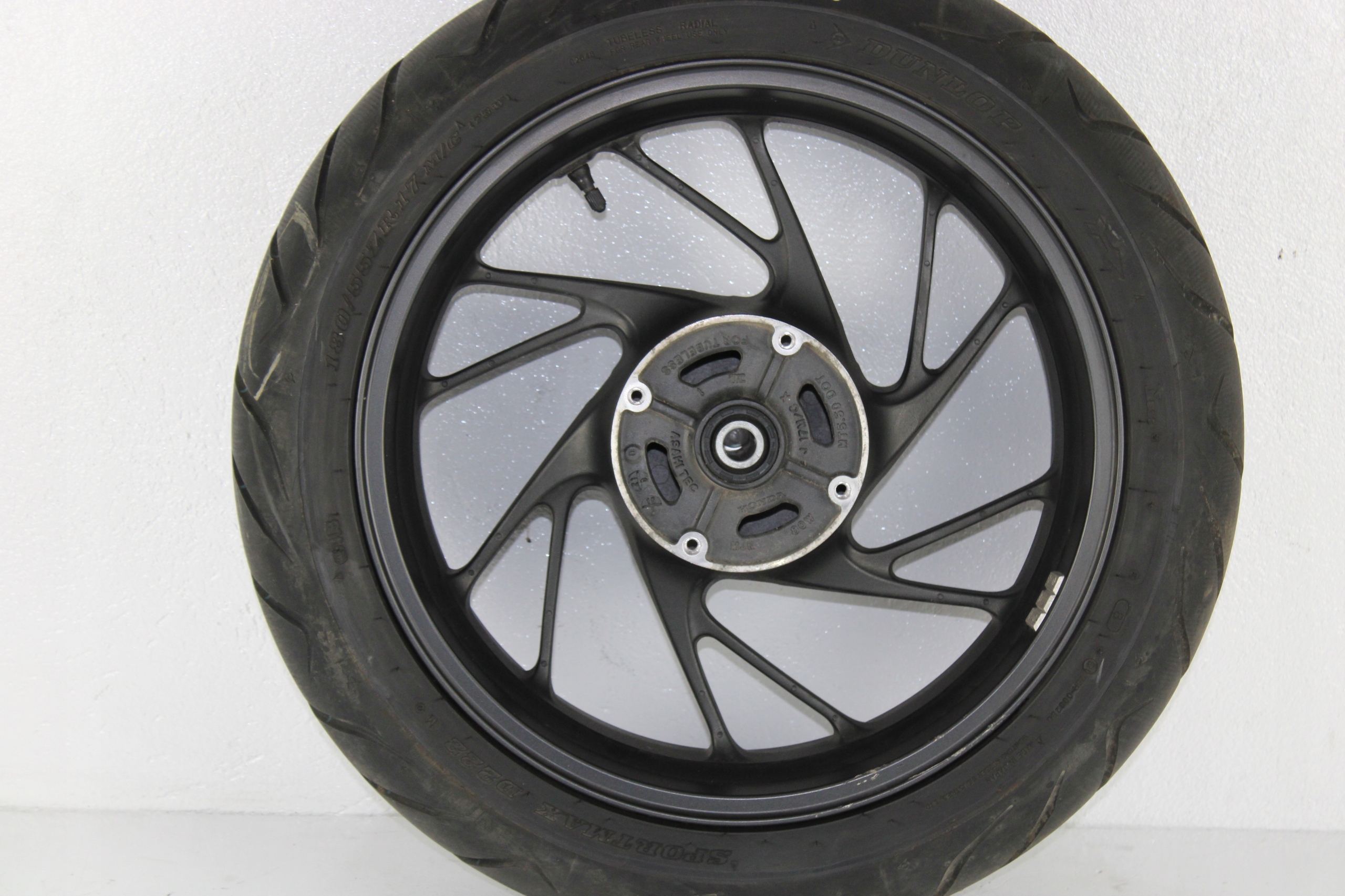 HONDA CB650R CB 650 14 18 FELGA TYL TYLNA