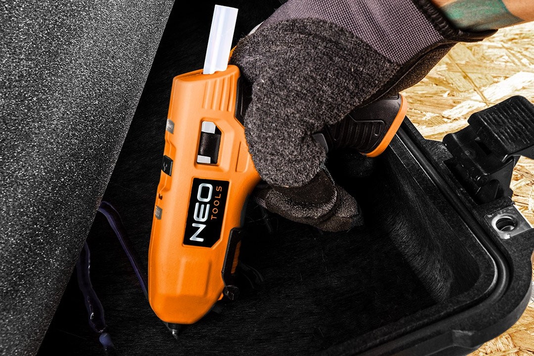 KLEJ NA GORĄCO WKŁADY 11MM DO PISTOLETU NA KLEJ WKŁAD NEO EAN (GTIN) 5907558465204