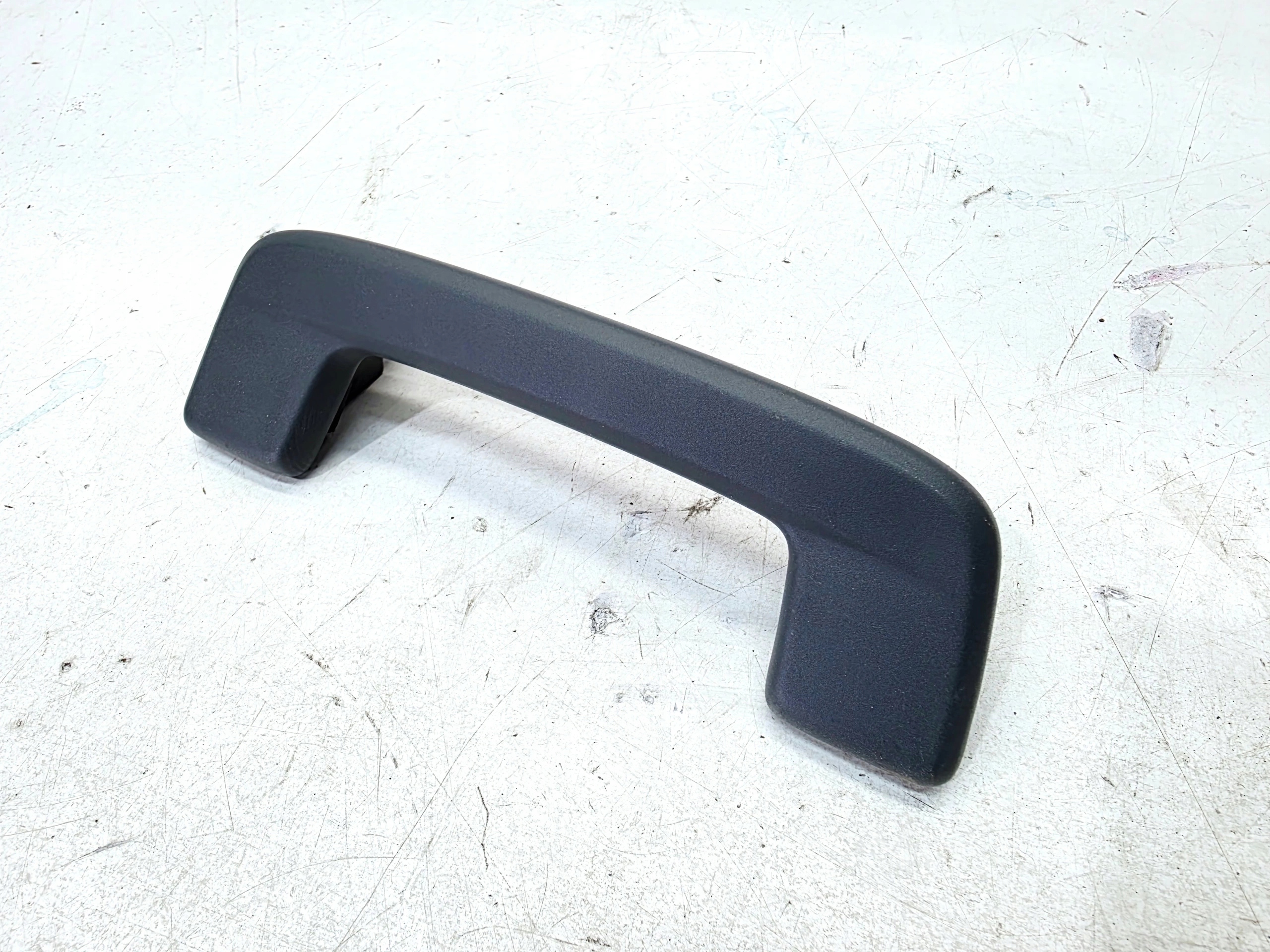 Halter Handgriff Haltegriff Dachhimmel Dachverkleidung links oder rechts vorne AUDI Q4 E-TRON 5H0857607C