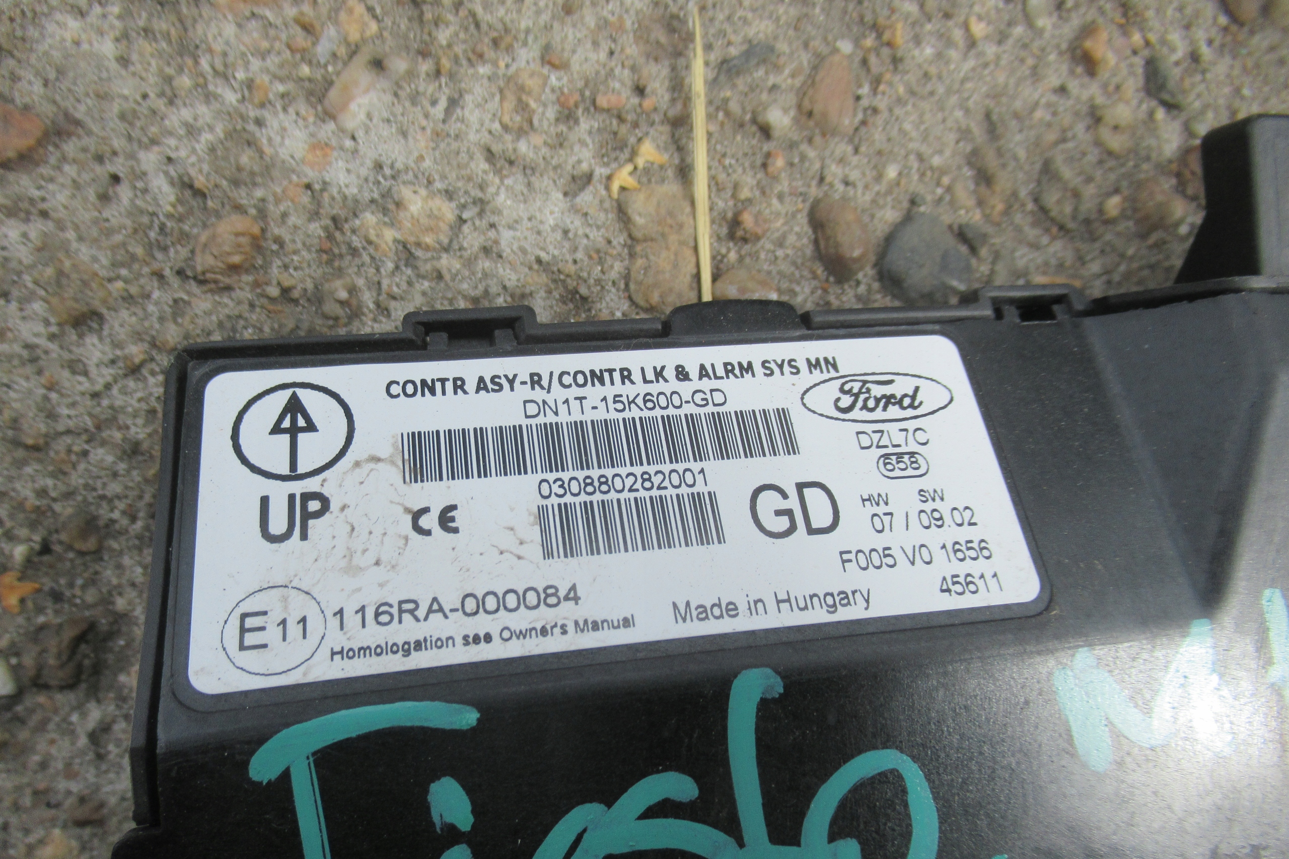 FORD FIESTA MK7 1.0 ECOBOOST Unité commande confort