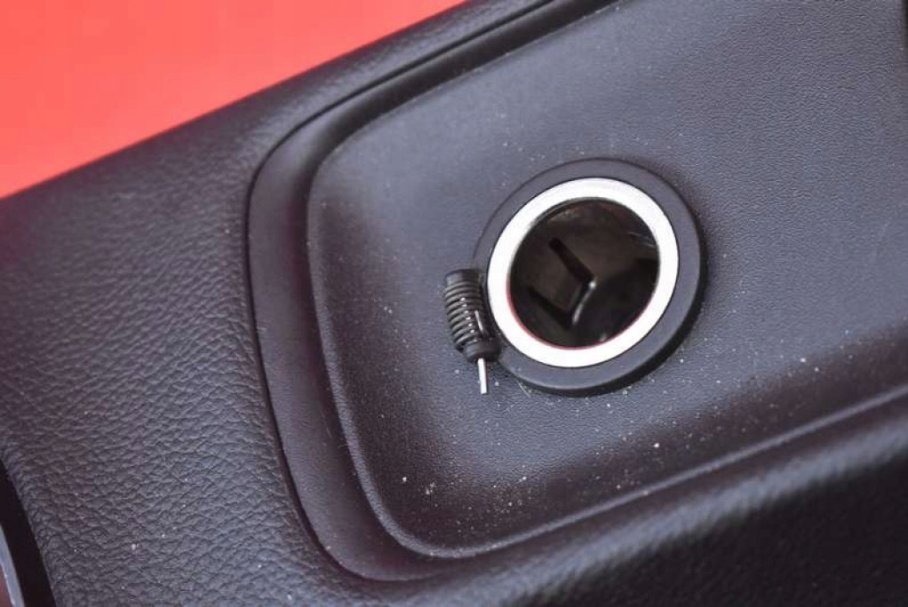 TUNEL mitte 39017463 OPEL ASTRA 5 V K 15-20