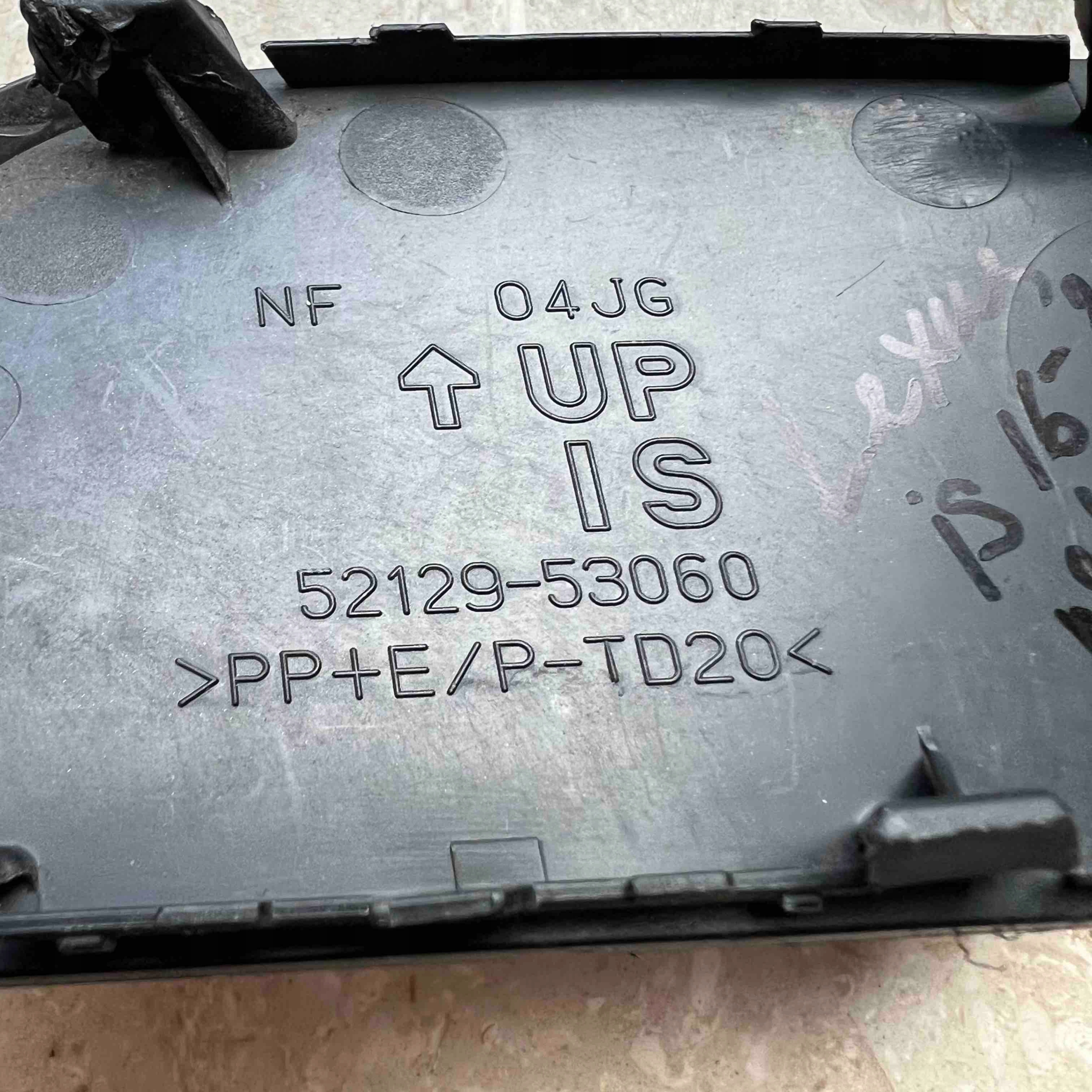 LEXUS IS III LIFT 16-20 towing hook cap front 52129-53060