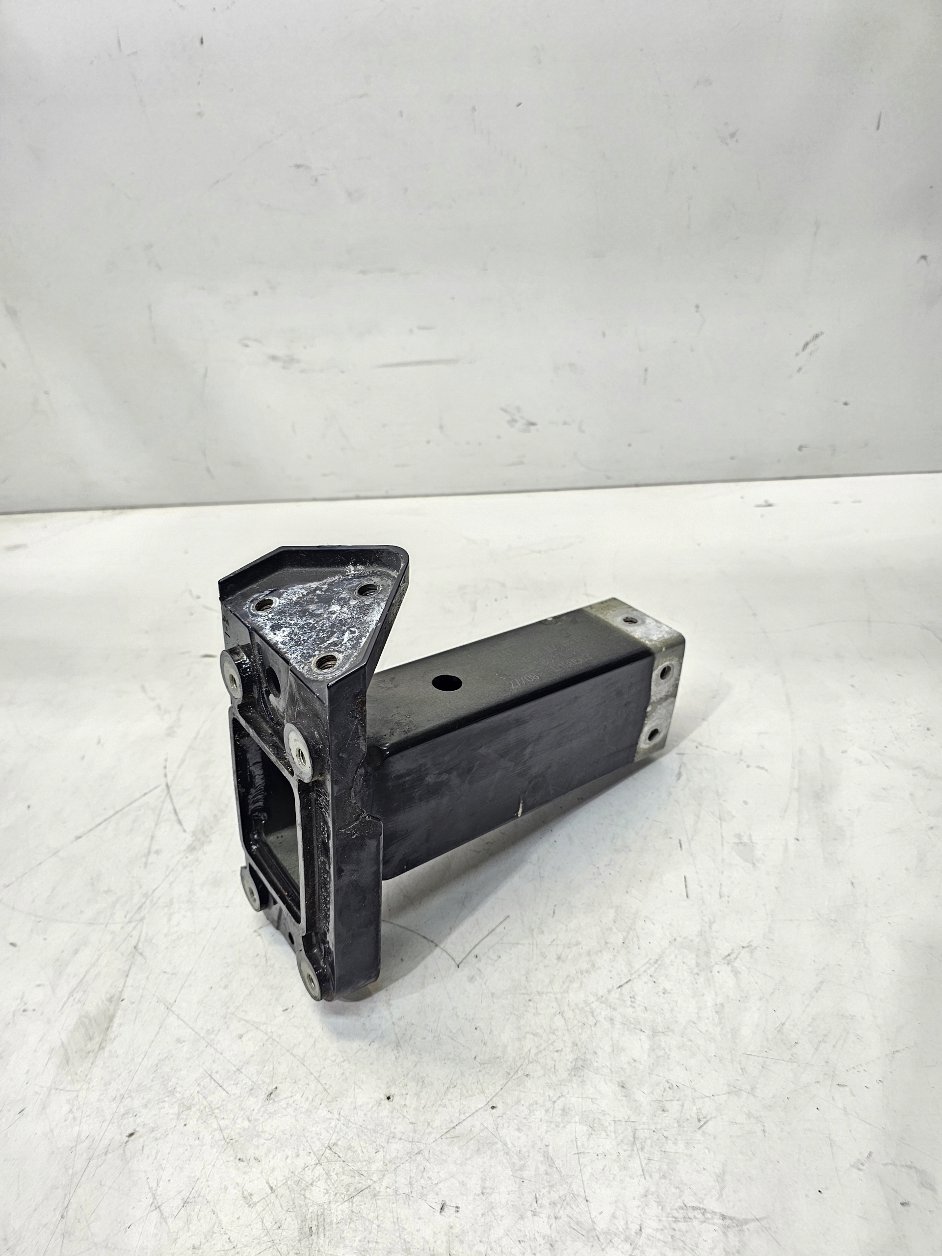 beam tip PODLUZNICY left AUDI TT 8J 8J0853109D