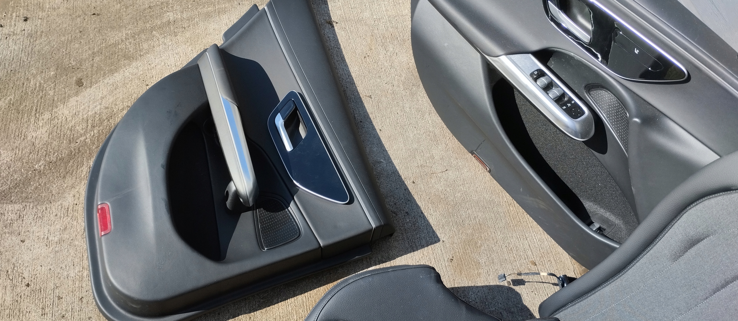 кресла диван карта дверная обивка MERCEDES e класс W214 седан комплект