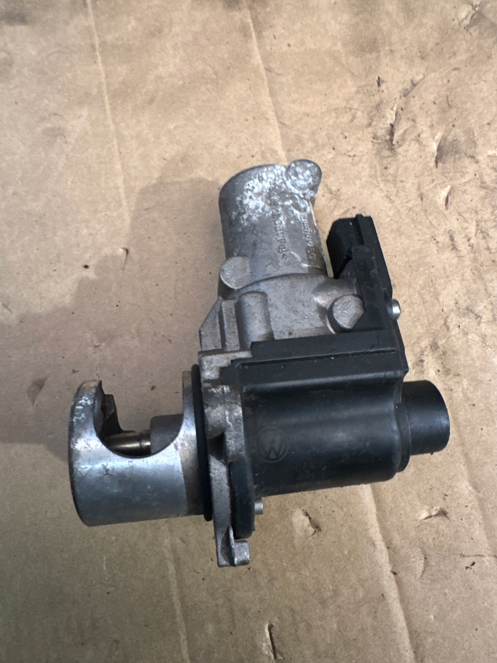 клапан EGR vw T5 РЕСТАЙЛИНГ T6 7.03196.10.....
