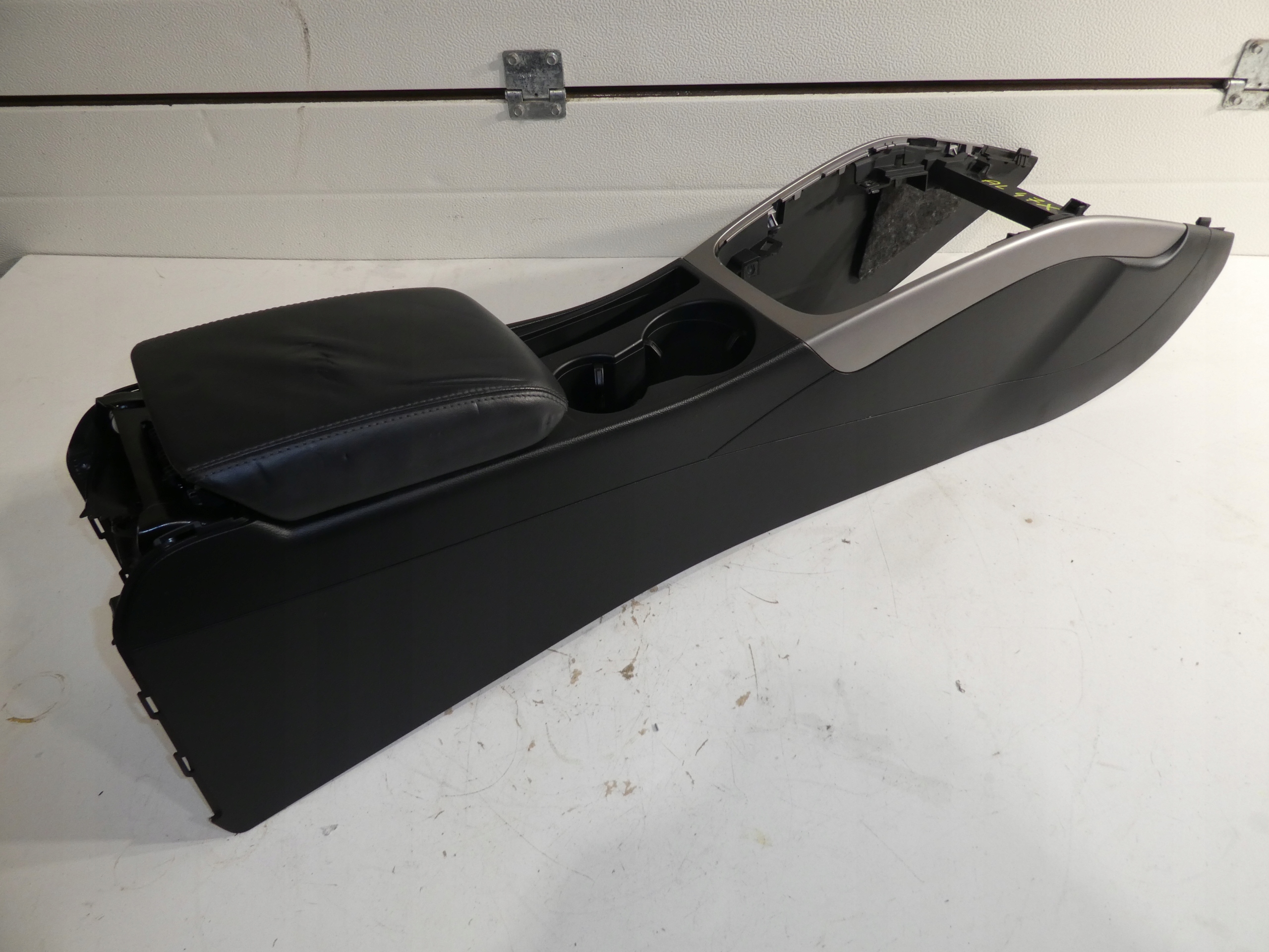 TUNEL console armrest AUDI A4 B8 8K0864981F