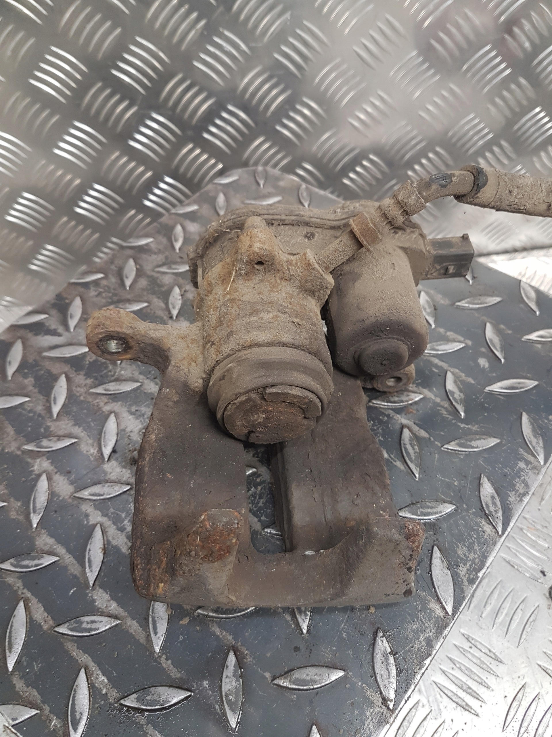 caliper brake right rear part rear AUDI A6-C7
