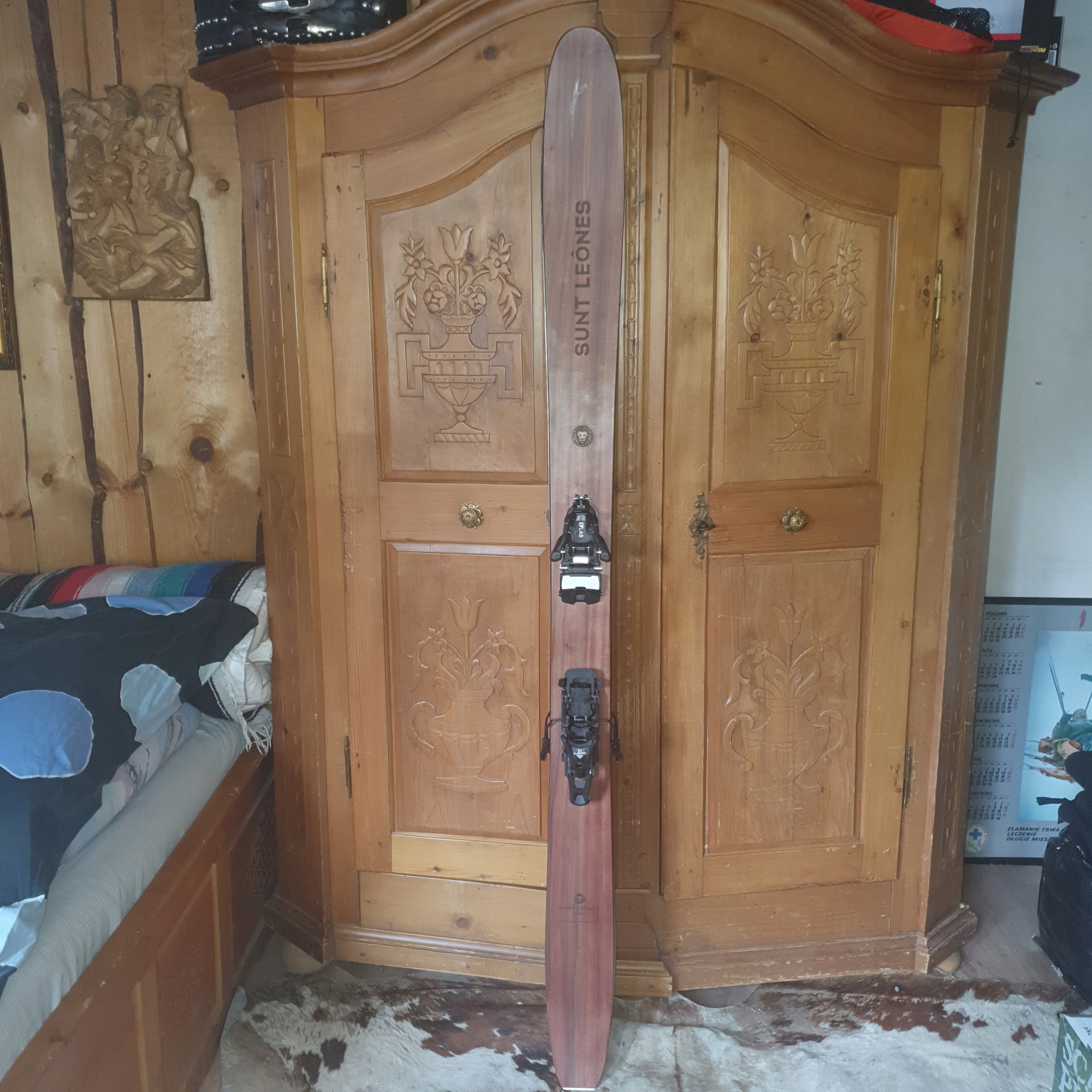 JEDYNE TAKIE NA ALLEGRO RĘCZNA ROBOTA SUNT LEONES DŁ185 FREERIDE+ SALAMON