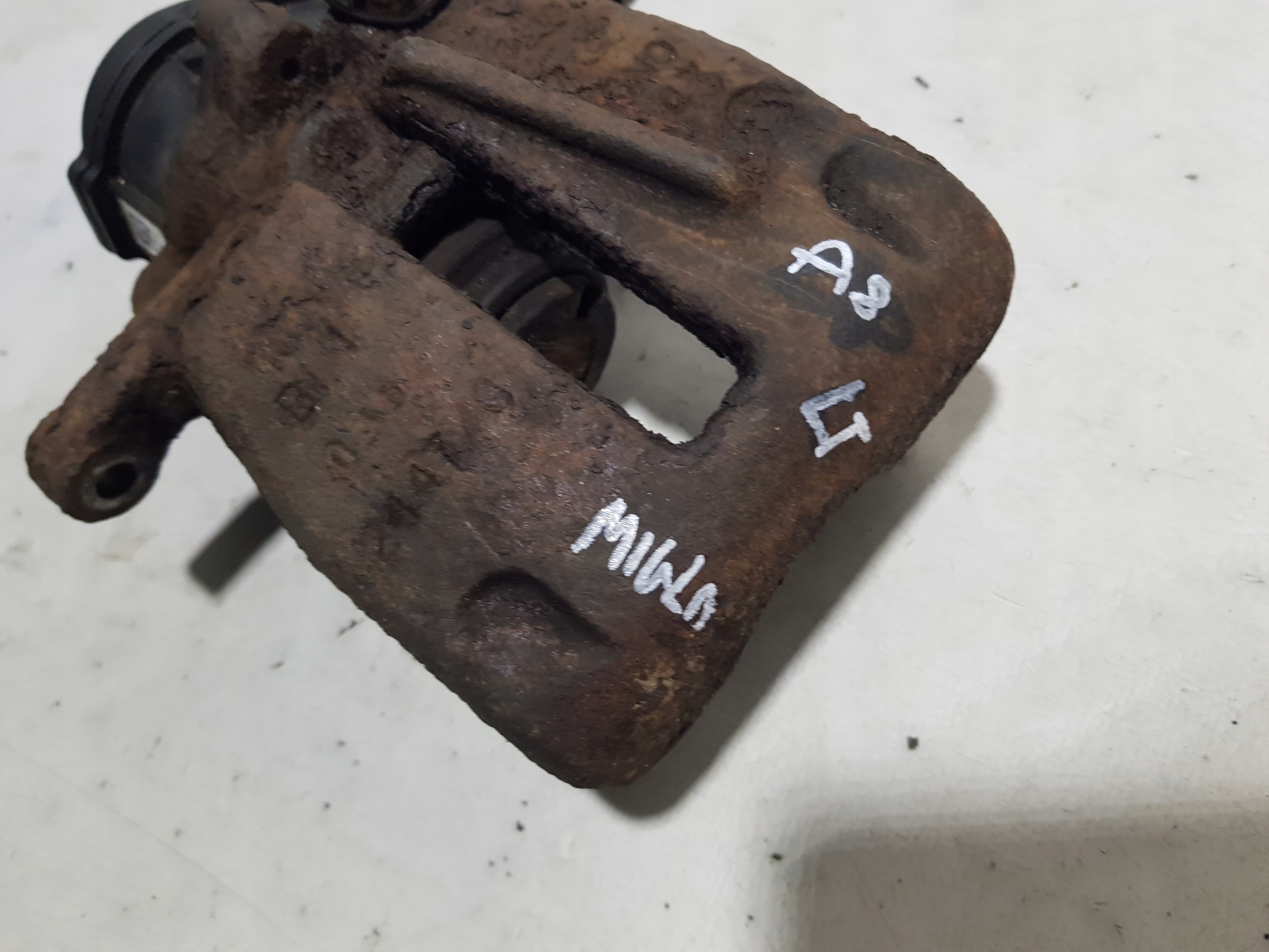 electrical caliper left rear part rear AUDI A8 D4