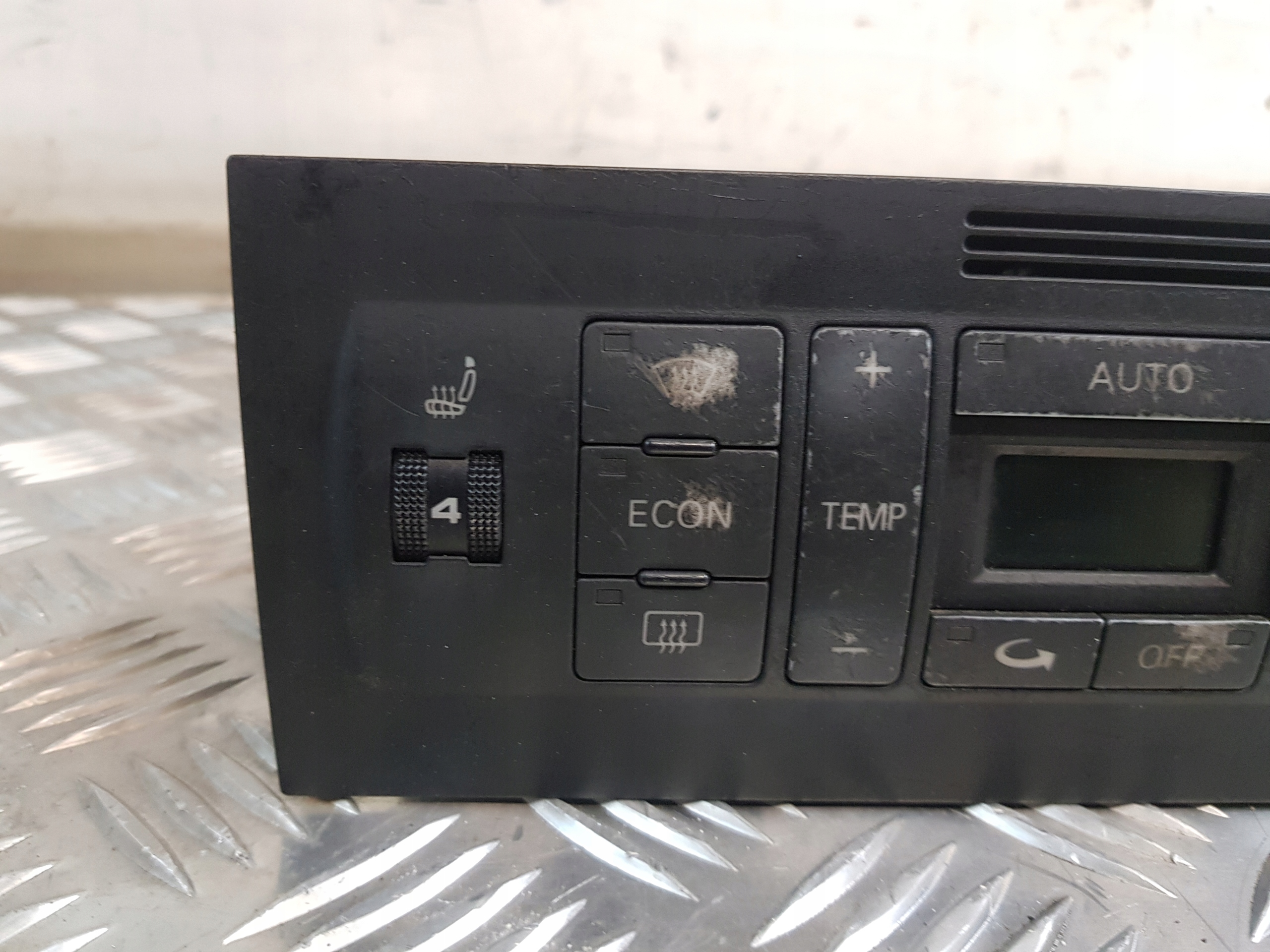 AUDI A3 8L 01R- PANEL klími klimatizaci 8L0820043J