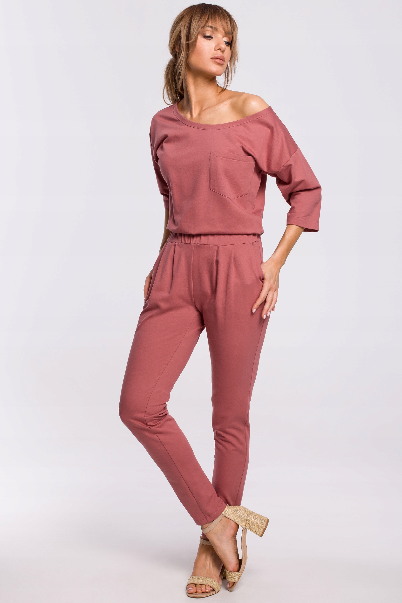 DAMSKI KOMBINEZON KOBIECY CASUALOWY WYGODNY PIĘKNY DŁUGI RĘKAW RÓŻ 40 L Marka MOE