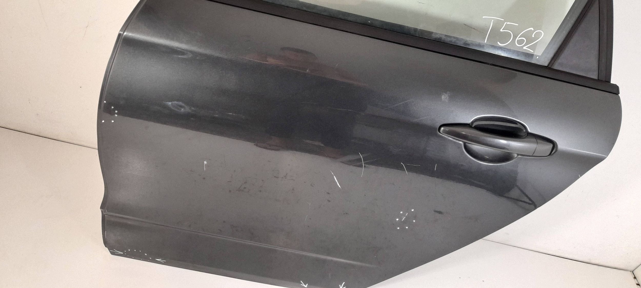 Citroen C4 II 2012r door rear. left (T562)