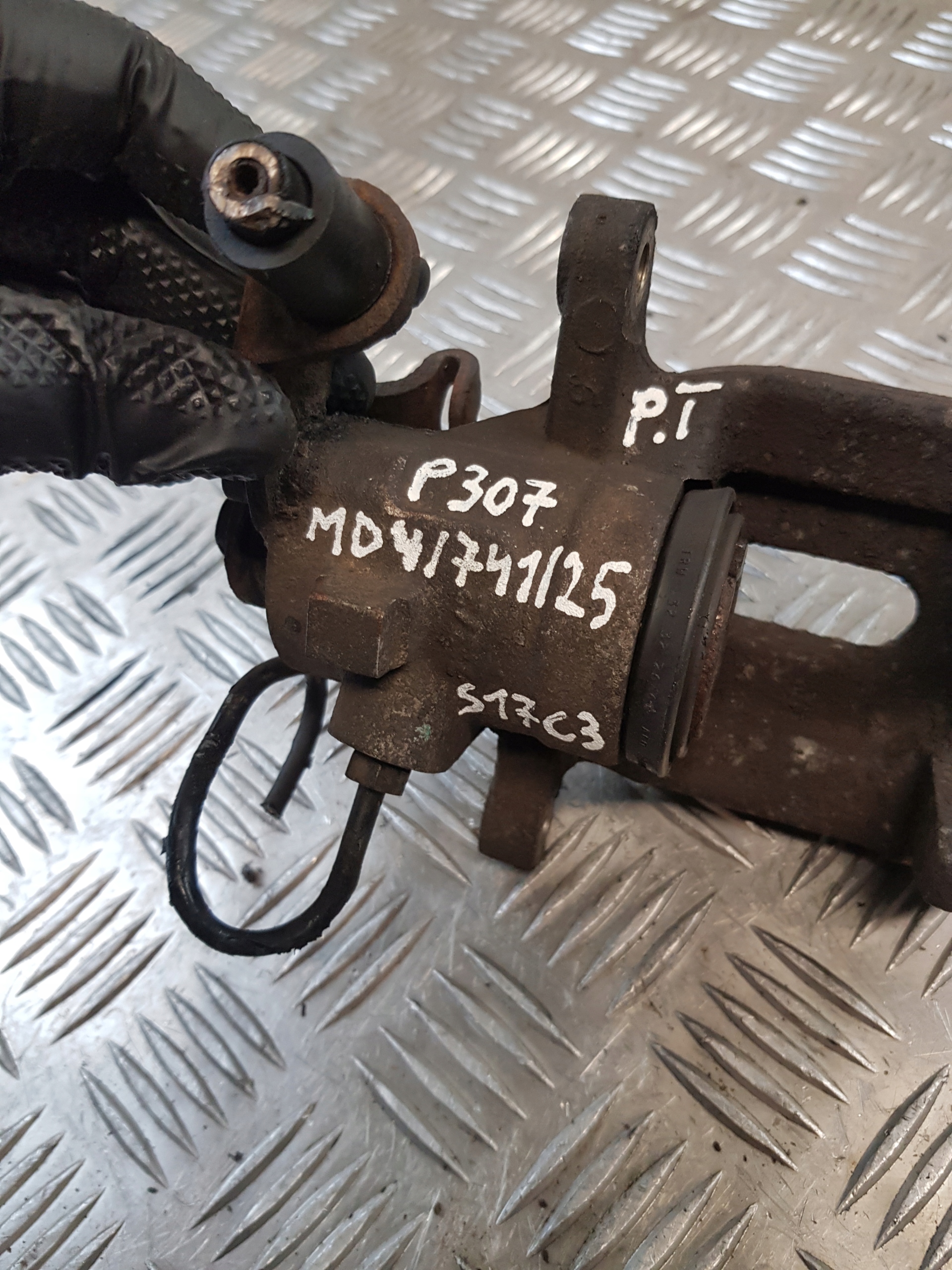 caliper brake right rear part PEUGEOT 307 04R