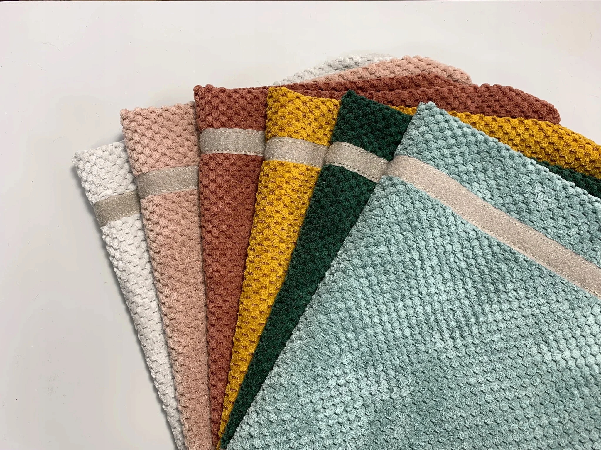 Dodatečný obal na matrace pro poličku s kovovou základnou 60 CO-MA-MS-60