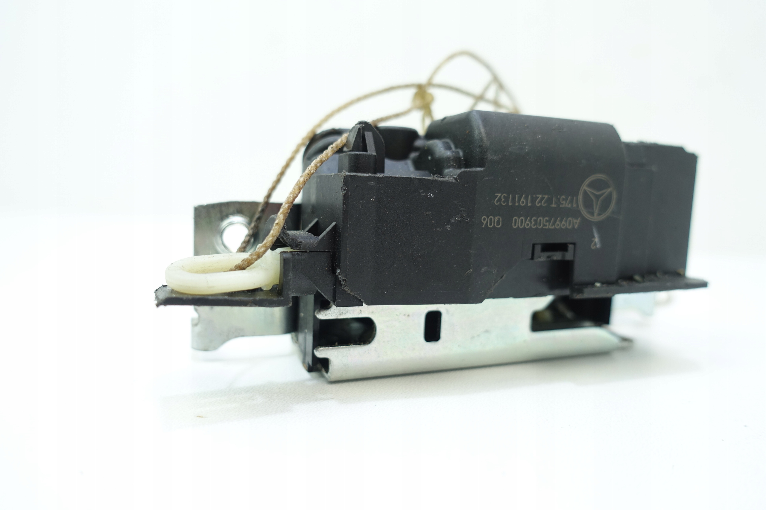 lock bonnet boot MERCEDES W206 W177 W167