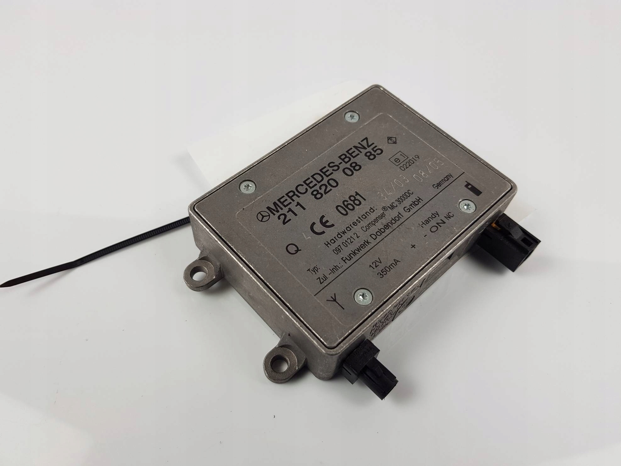 amplifier ANTENY 2118200885 MERCEDES E- KLASA W211