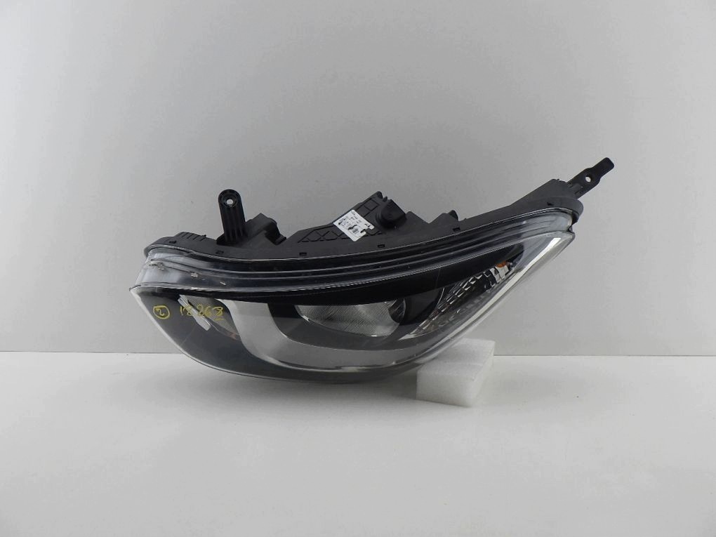 HYUNDAI I20 and LIFT 12- light front left