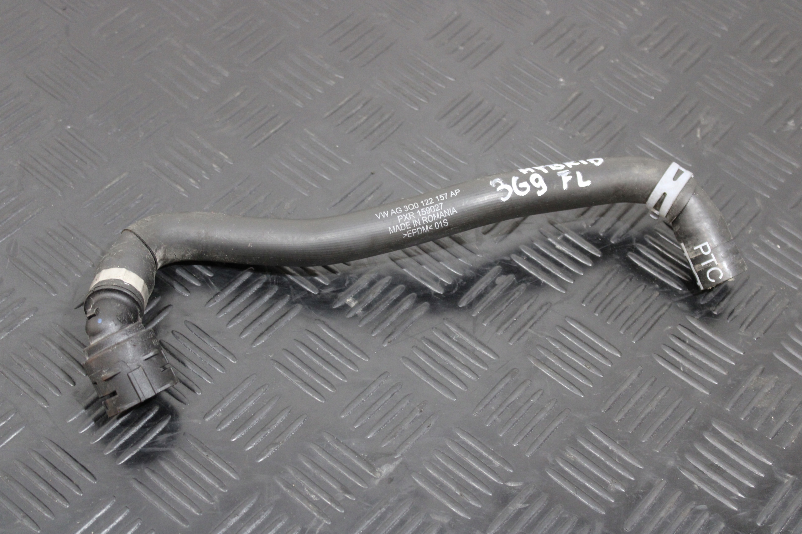 crijevo prijenos vode 3Q0122157AP VW PASSAT B8 3G0 3G9 LIFT