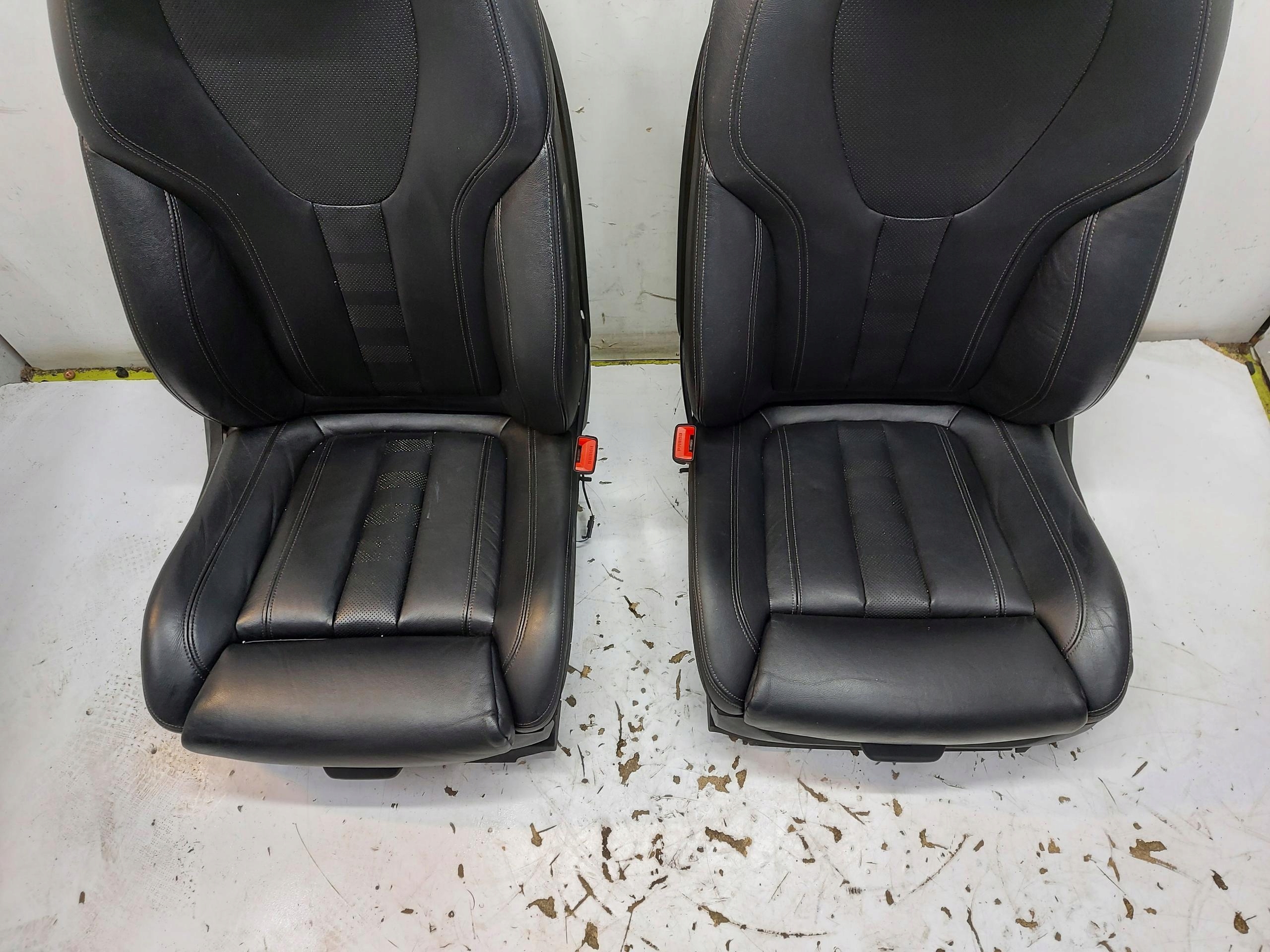 BMW G05 X5 3.0d 2019r KANAPY Sitze vorne heck